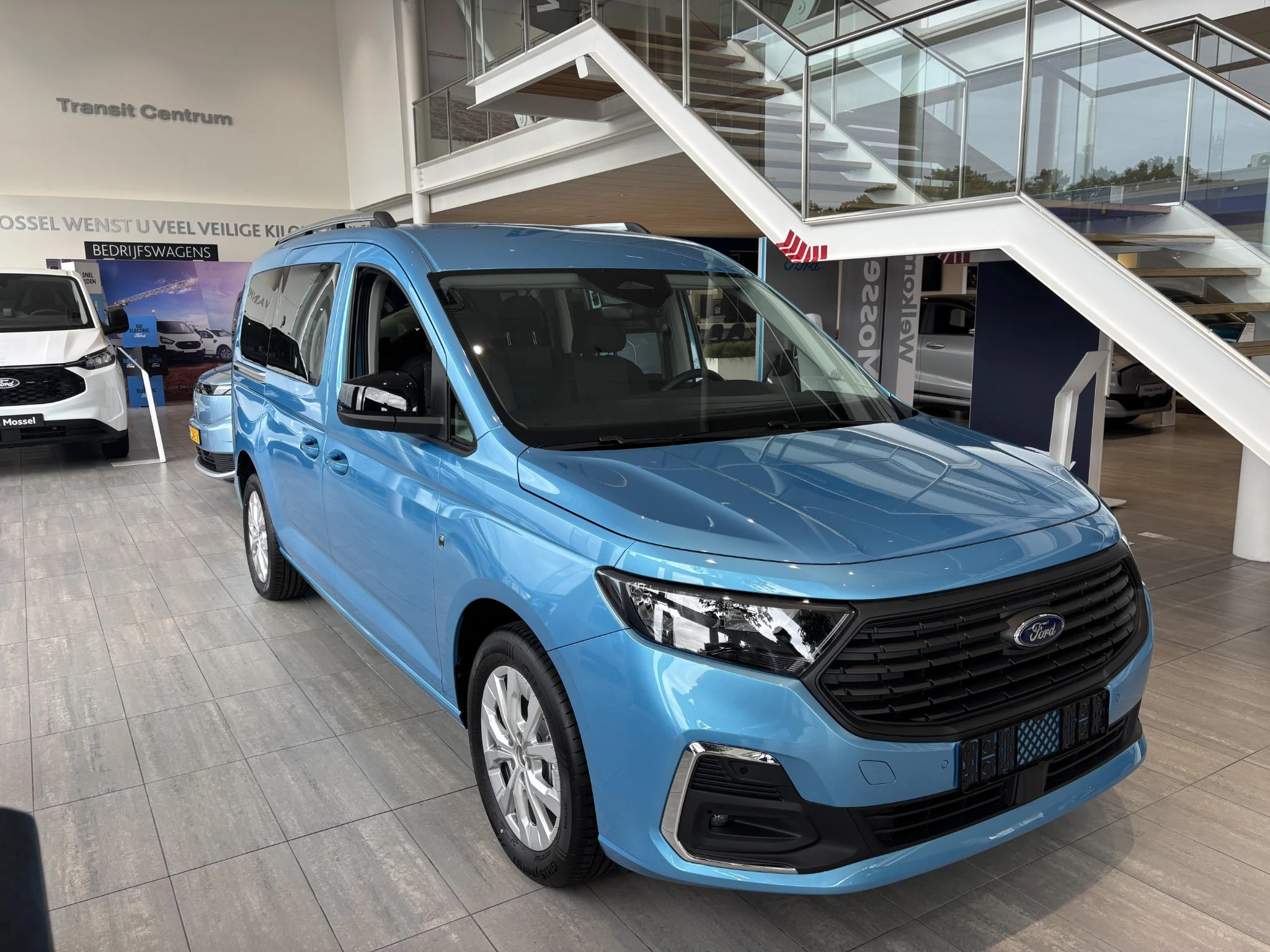 Ford TourneoConnect – autofoto 4