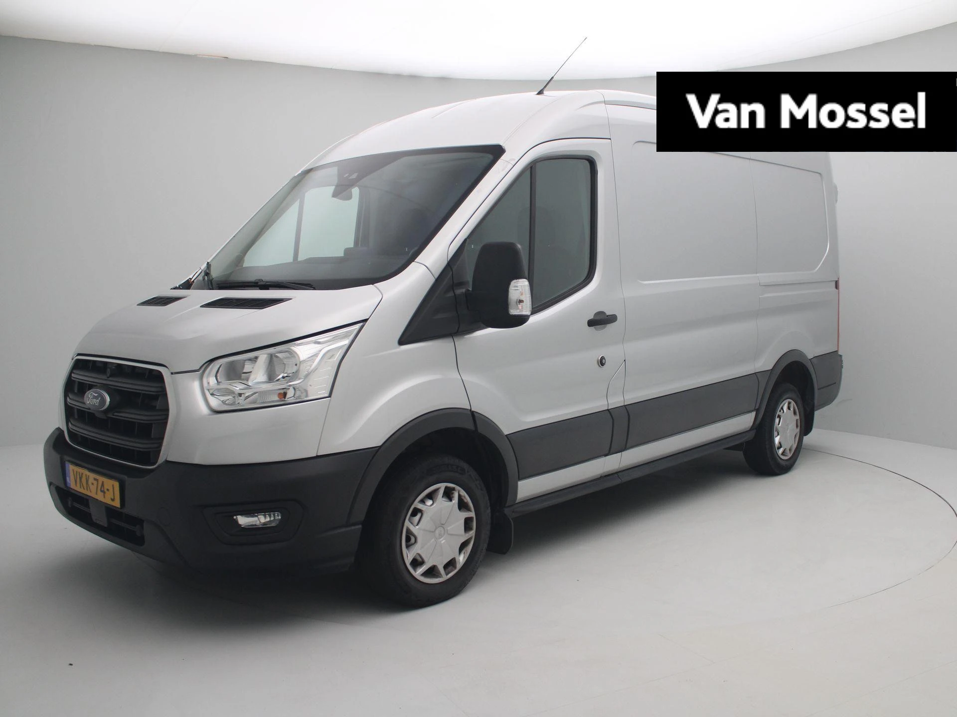 Ford Transit – autofoto 2