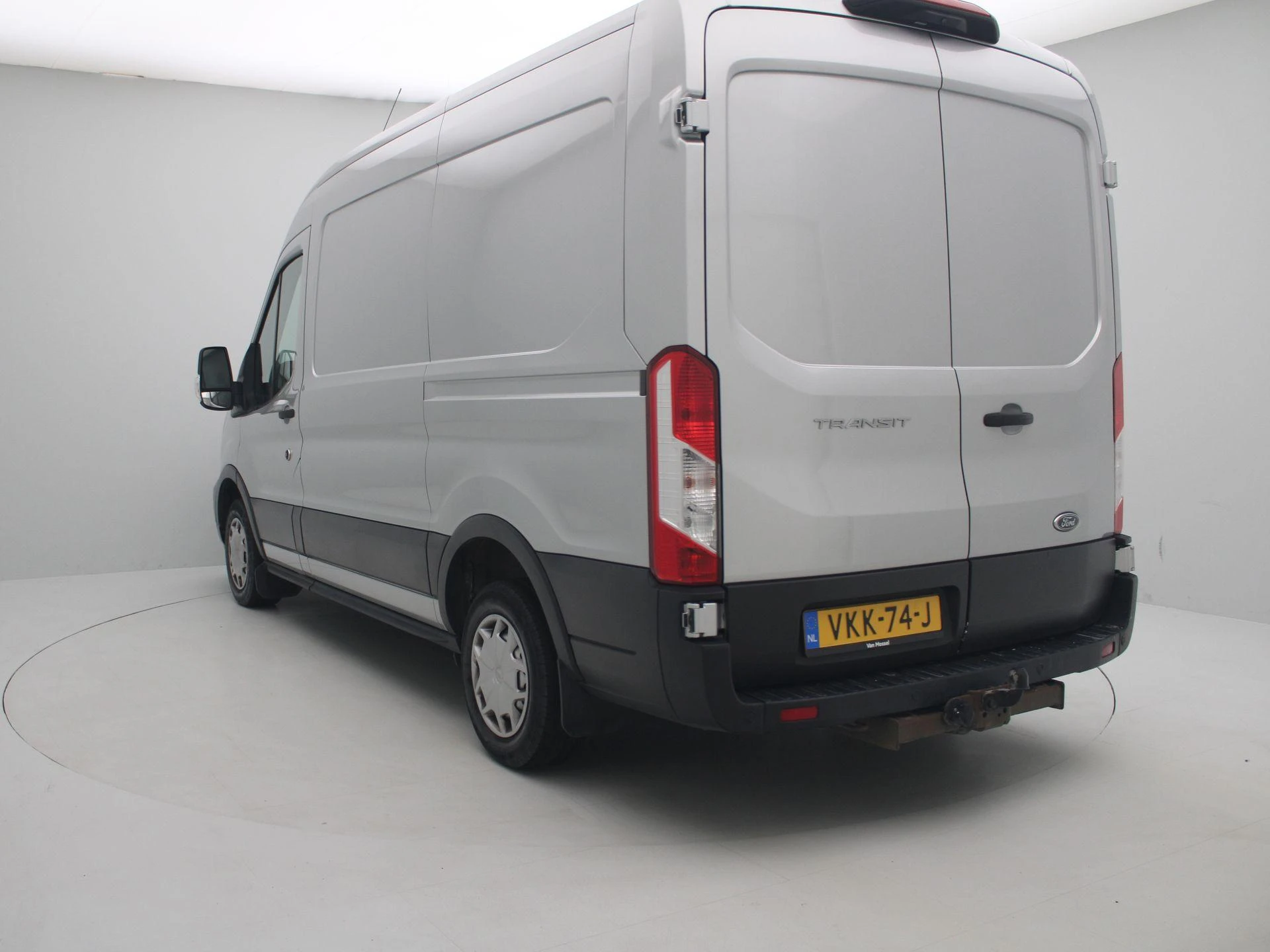 Ford Transit – autofoto 4