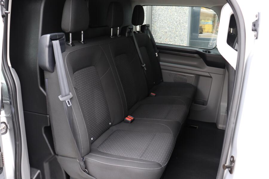 Ford Transit met kenteken V-46-HBD – detailfoto