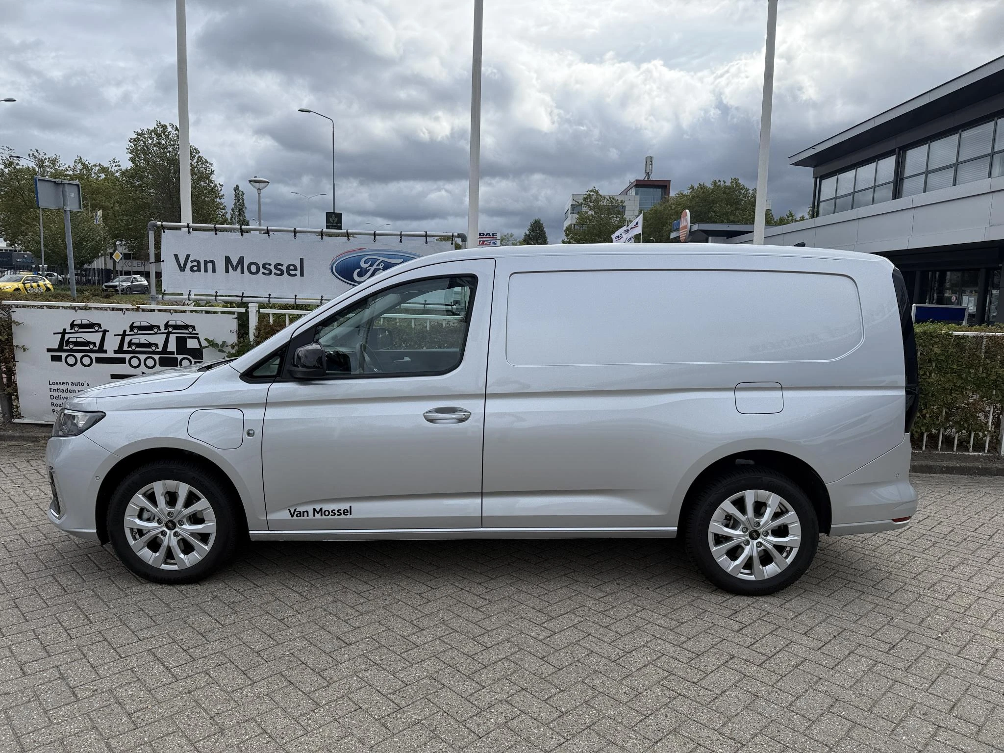 Ford TransitConnect – autofoto 4