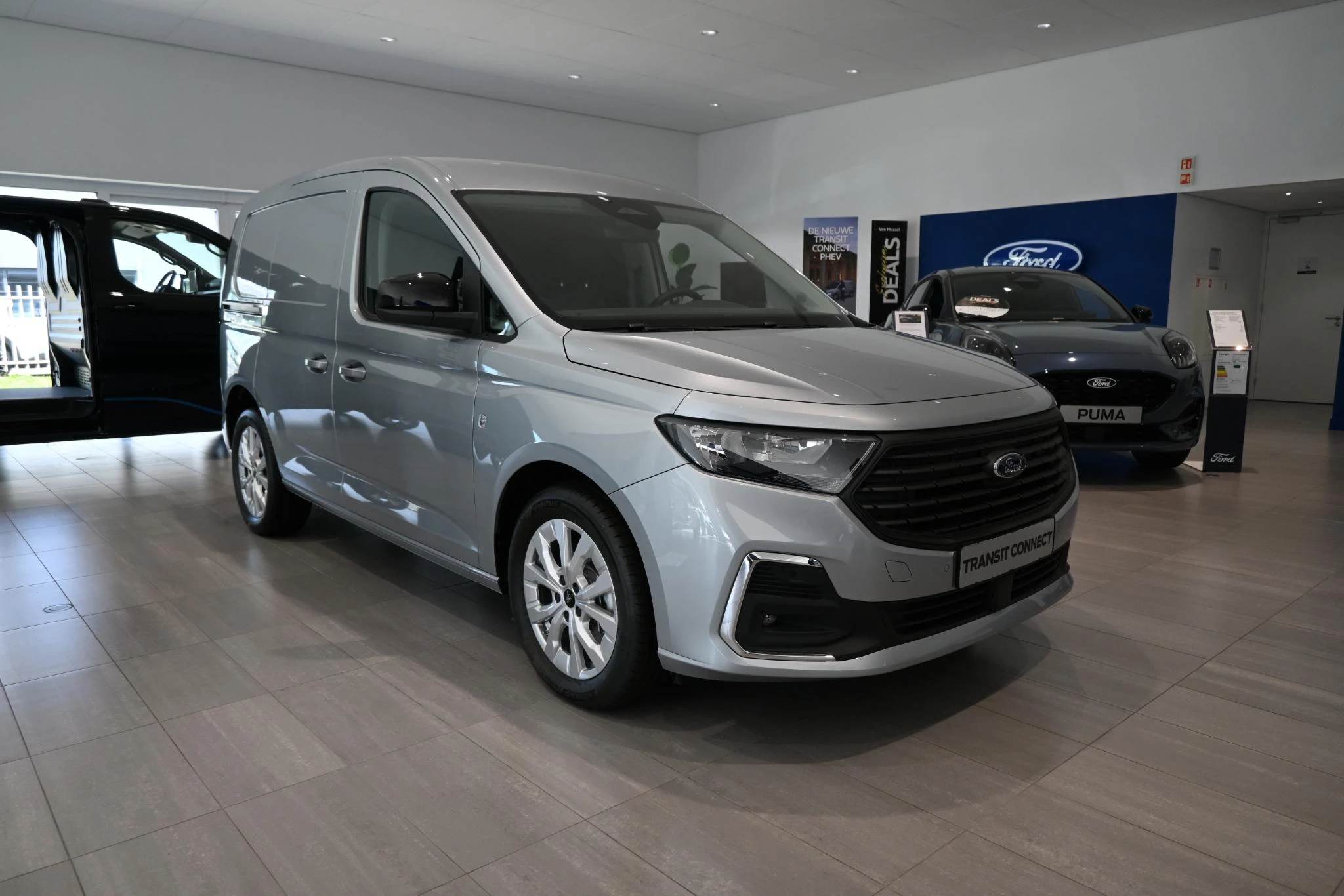 Ford TransitConnect – autofoto 5
