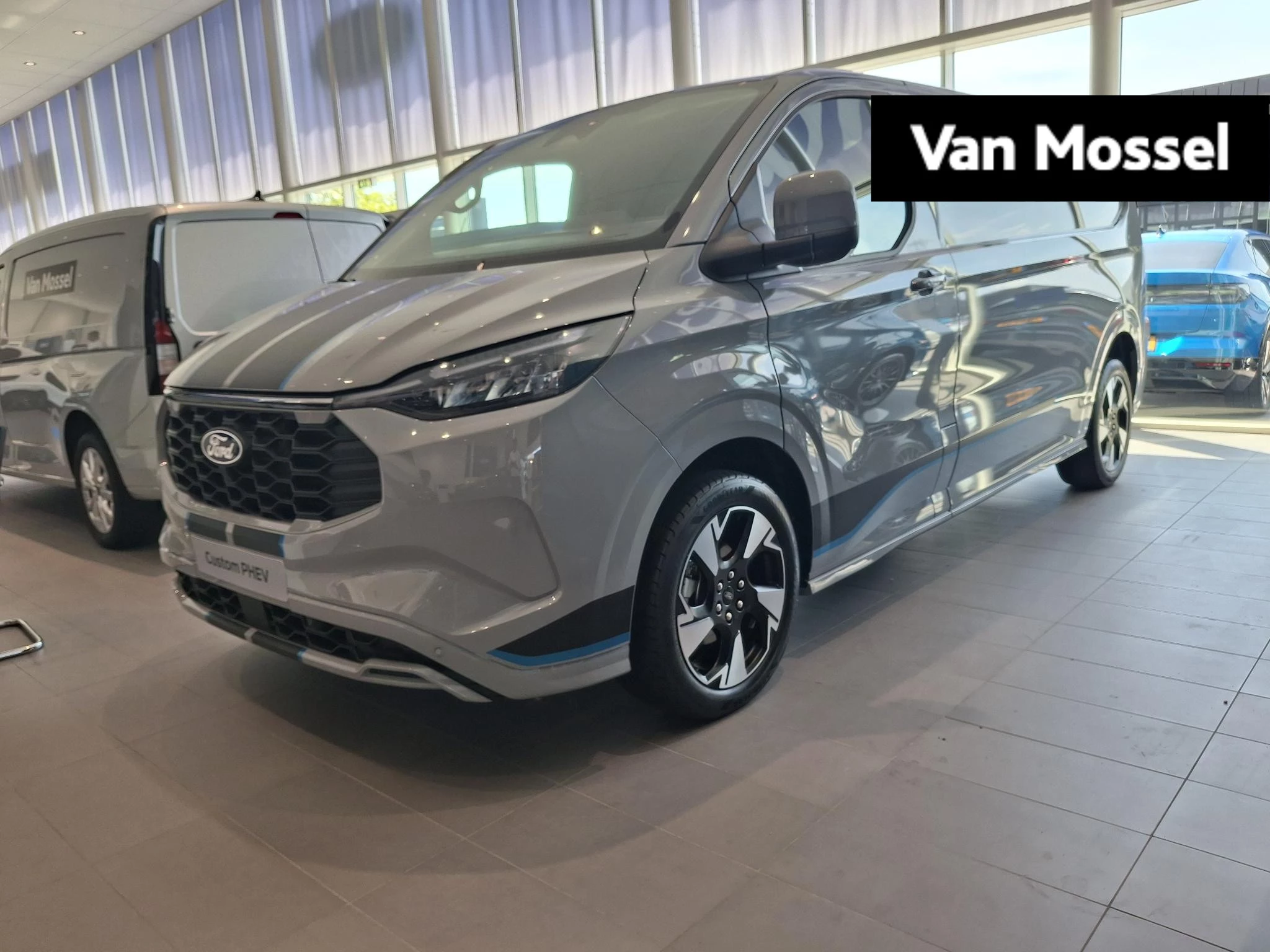 Ford TransitCustom met kenteken 53 – autofoto 2