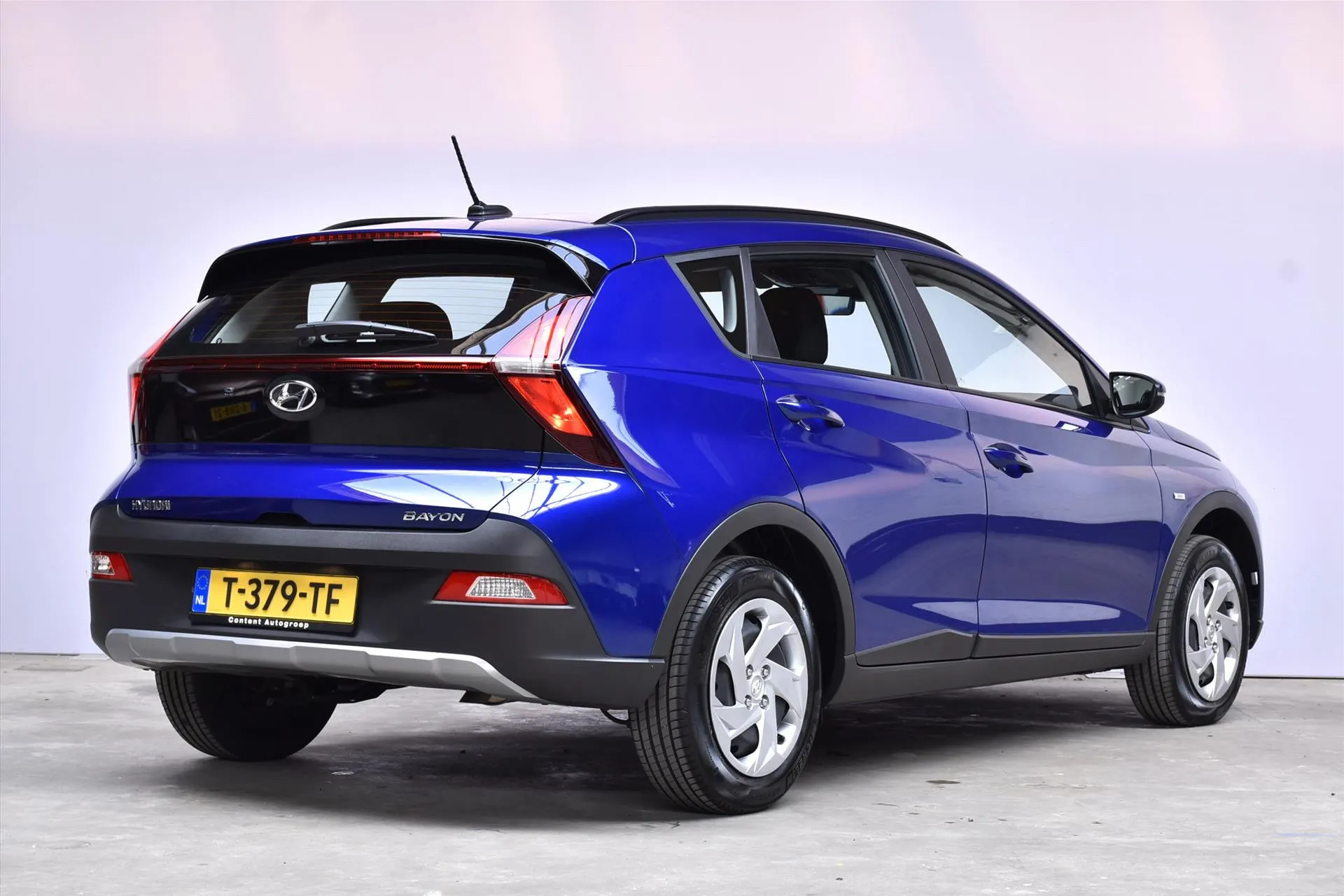 Hyundai Bayon met kenteken T-379-TF – detailfoto