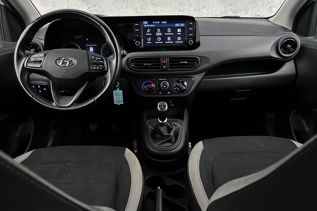 Hyundai i10 – dashboard