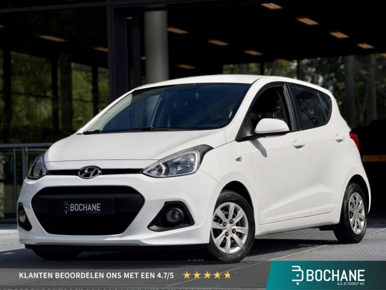 Hyundai i10 met kenteken GV-407-X – vooraanzicht