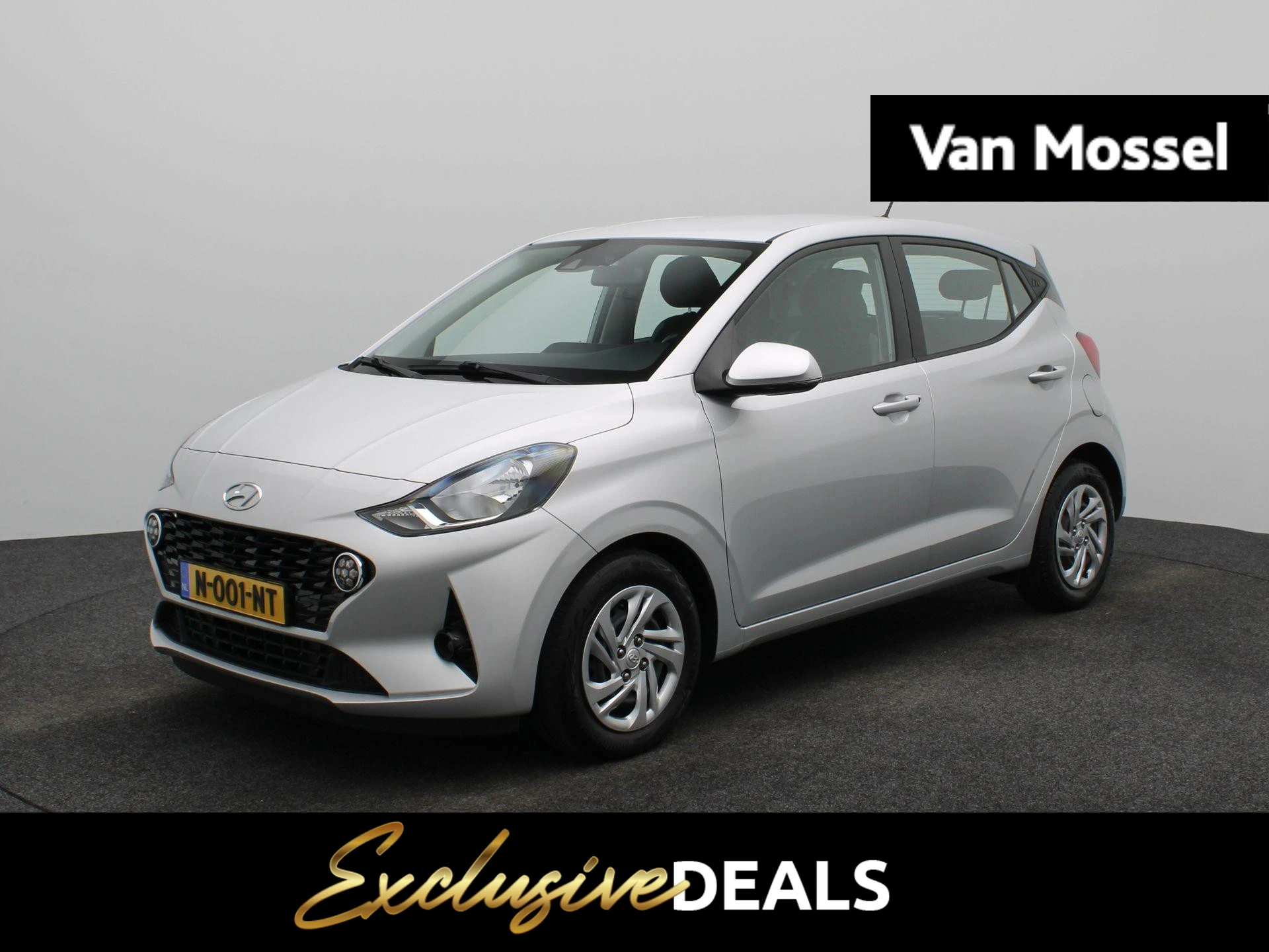 Hyundai i10 met kenteken N-001-NT – autofoto 2