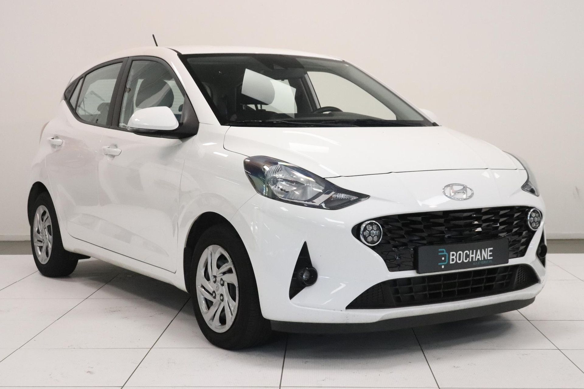 Hyundai i10 met kenteken T-418-FR – detailfoto