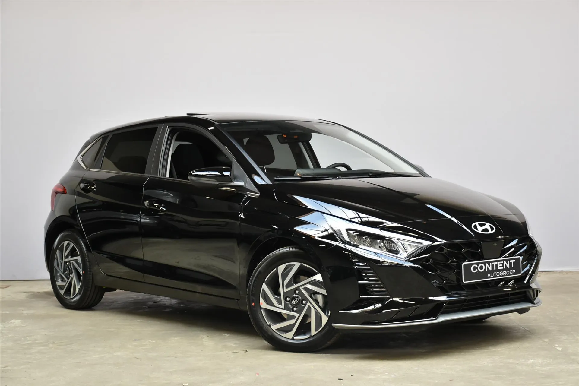 Hyundai i20 met kenteken 76111 – dashboard