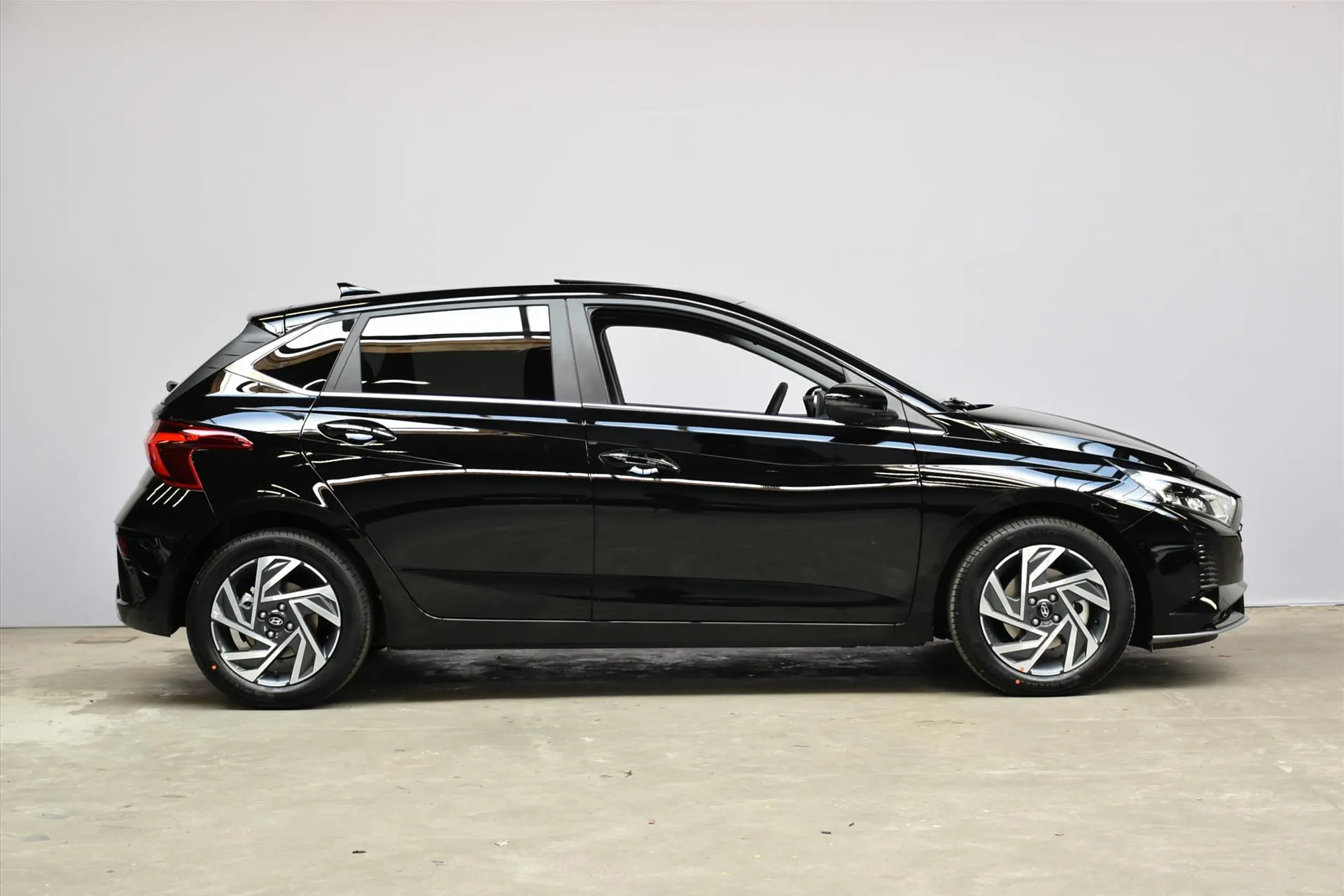 Hyundai i20 met kenteken 76111 – detailfoto