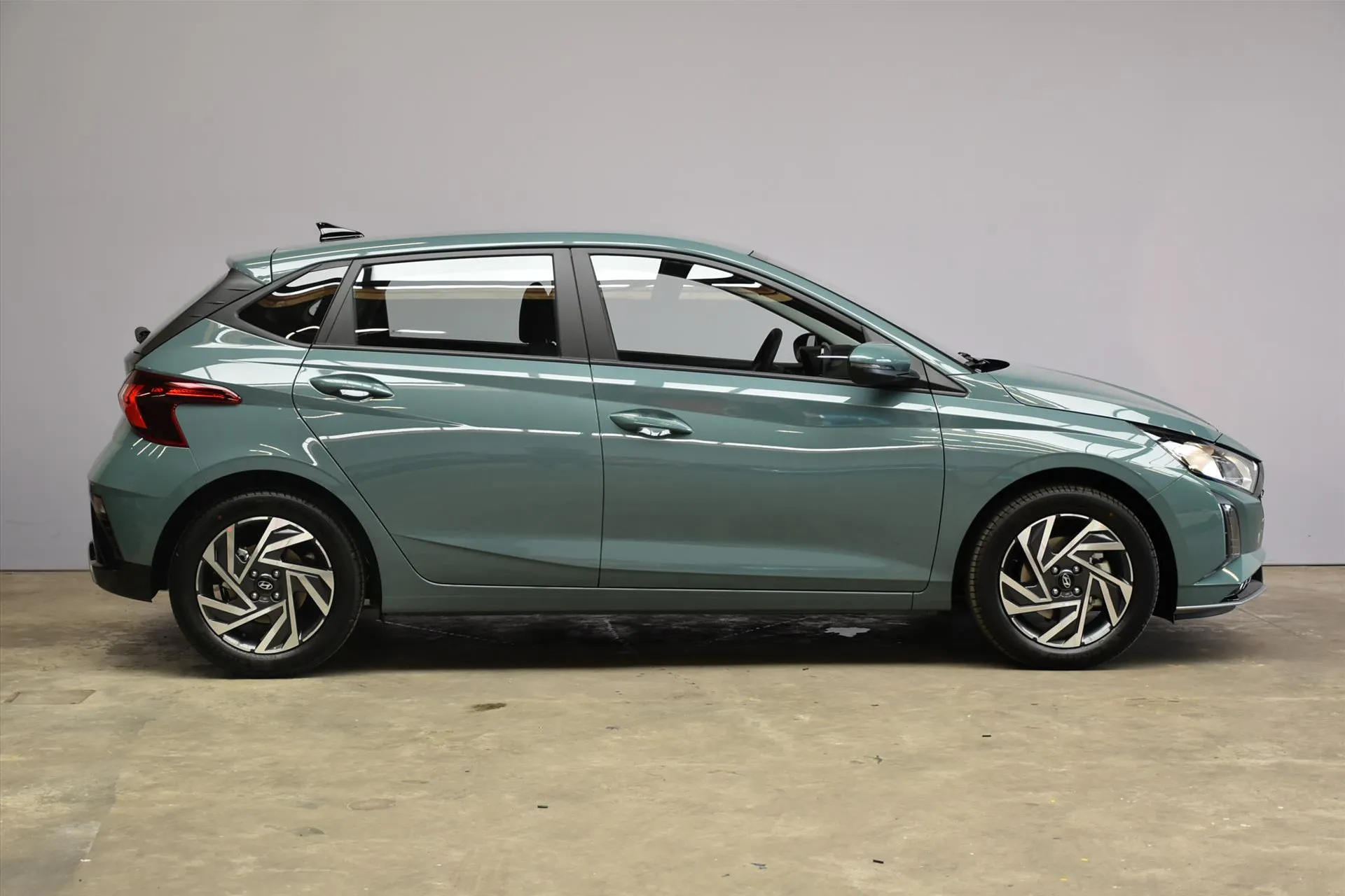 Hyundai i20 met kenteken 76669 – dashboard