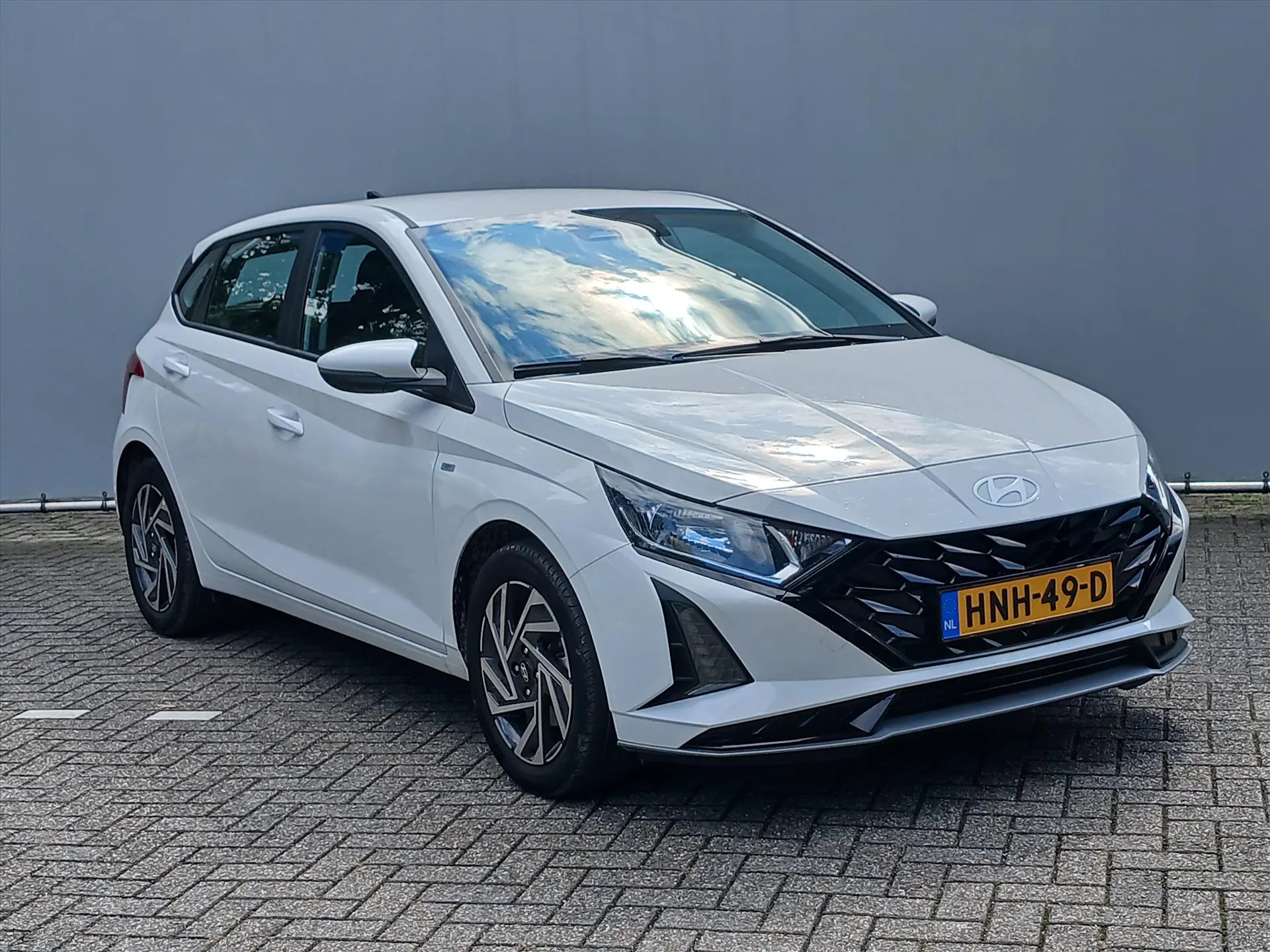 Hyundai i20 met kenteken HNH-49-D – interieur
