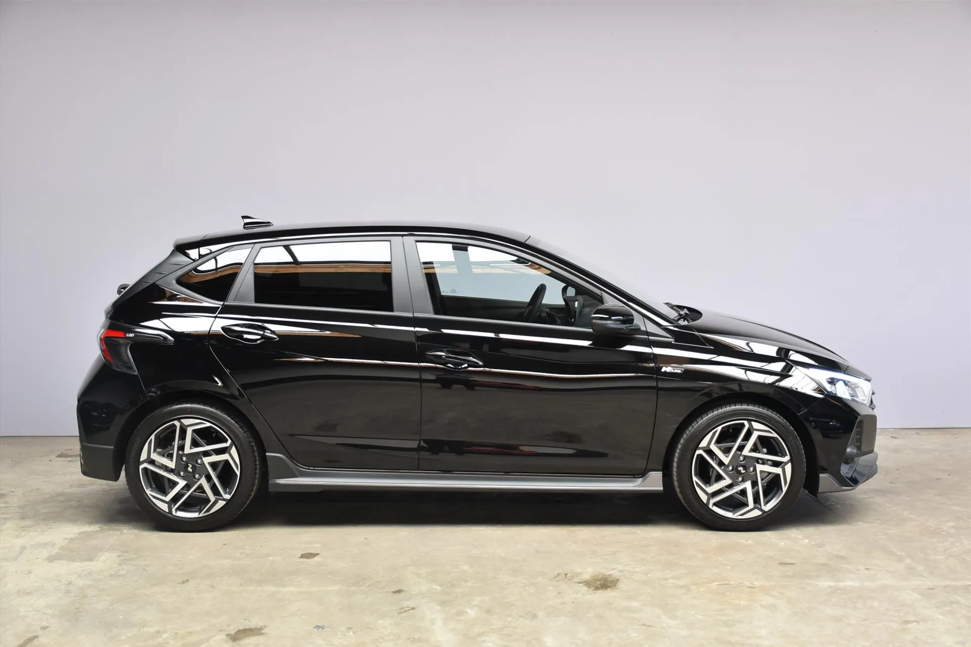 Hyundai i20 met kenteken JFS-60-T – detailfoto
