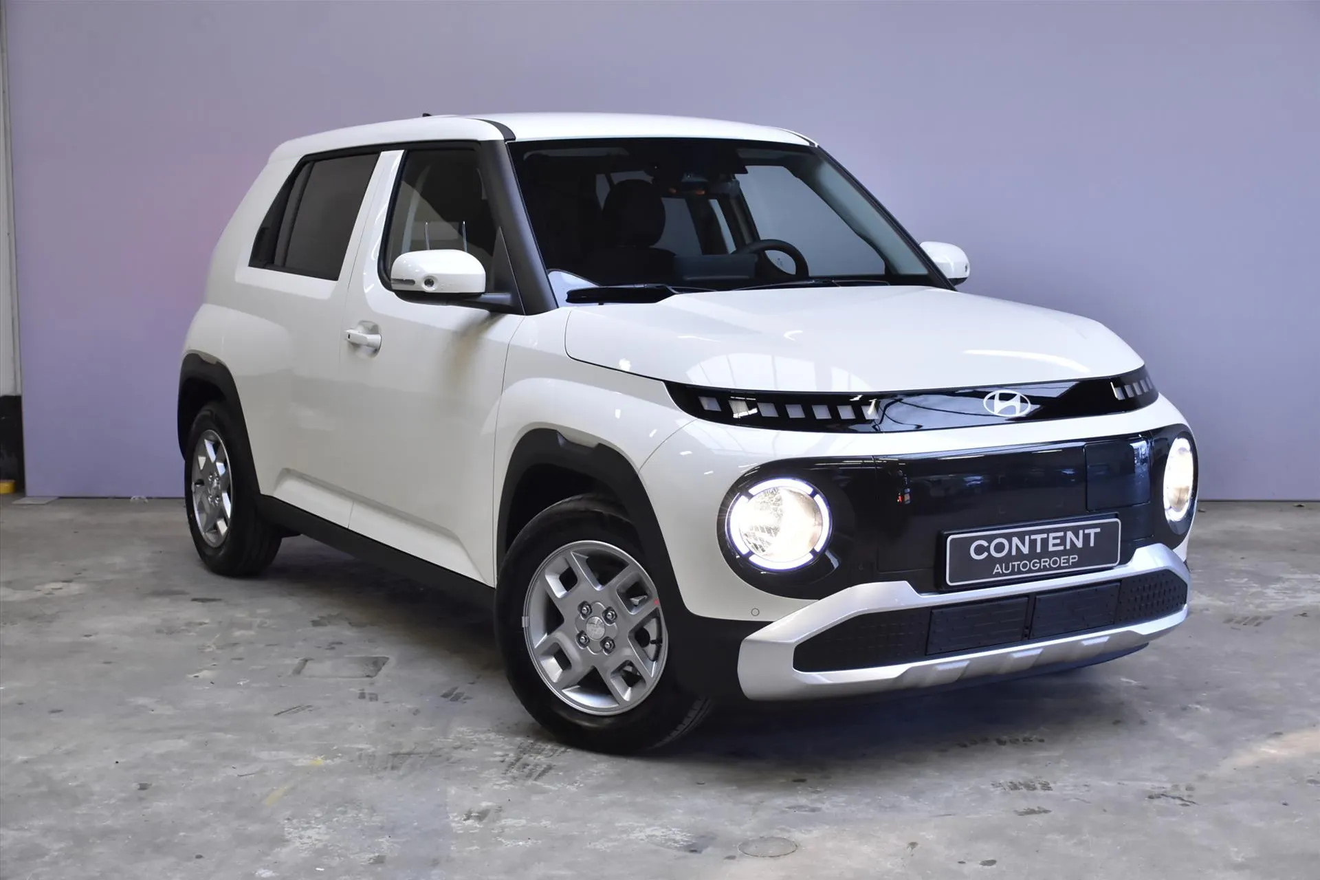Hyundai Inster met kenteken 74182 – dashboard