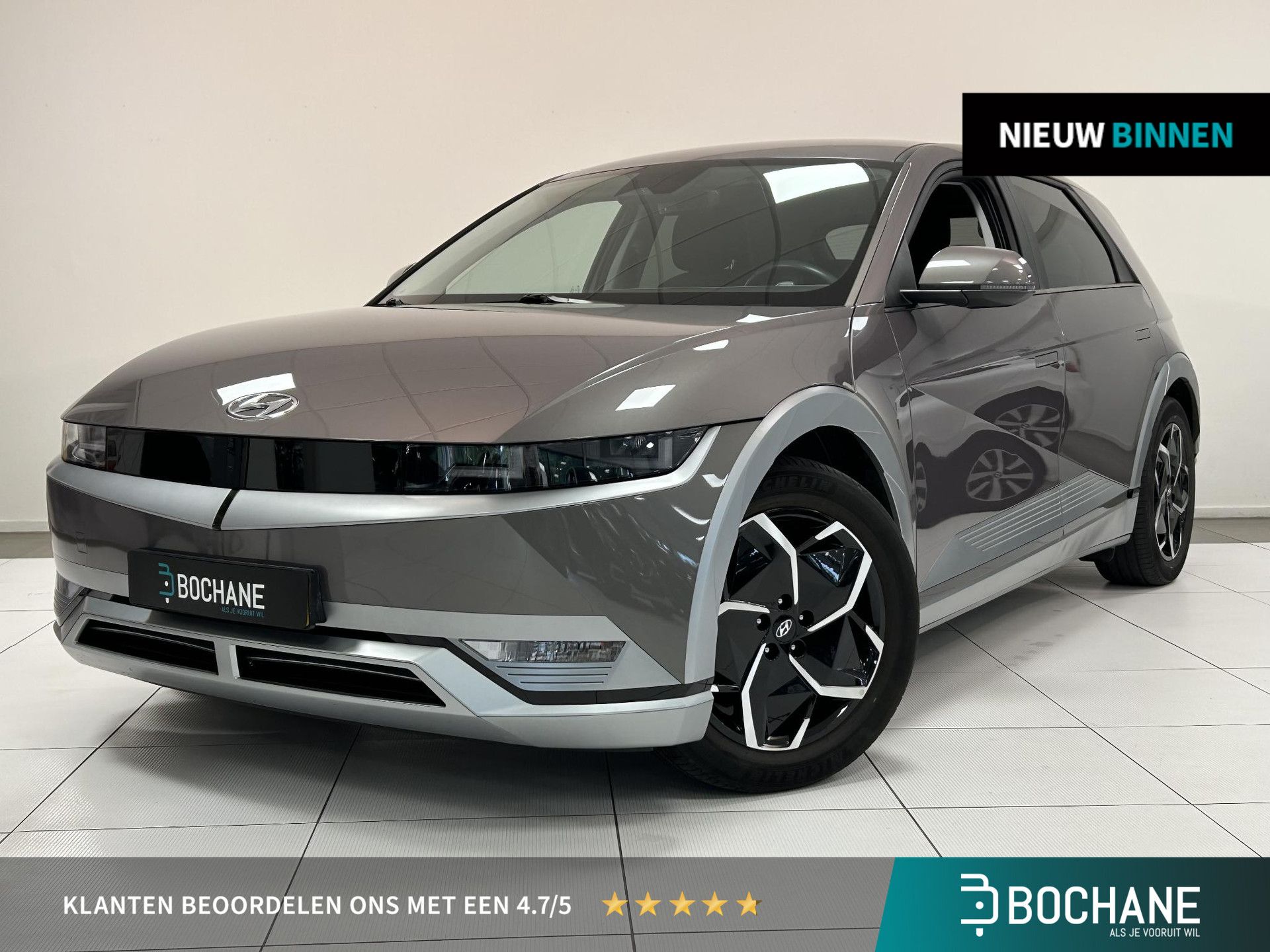 Hyundai IONIQ5 met kenteken R-890-KP – vooraanzicht