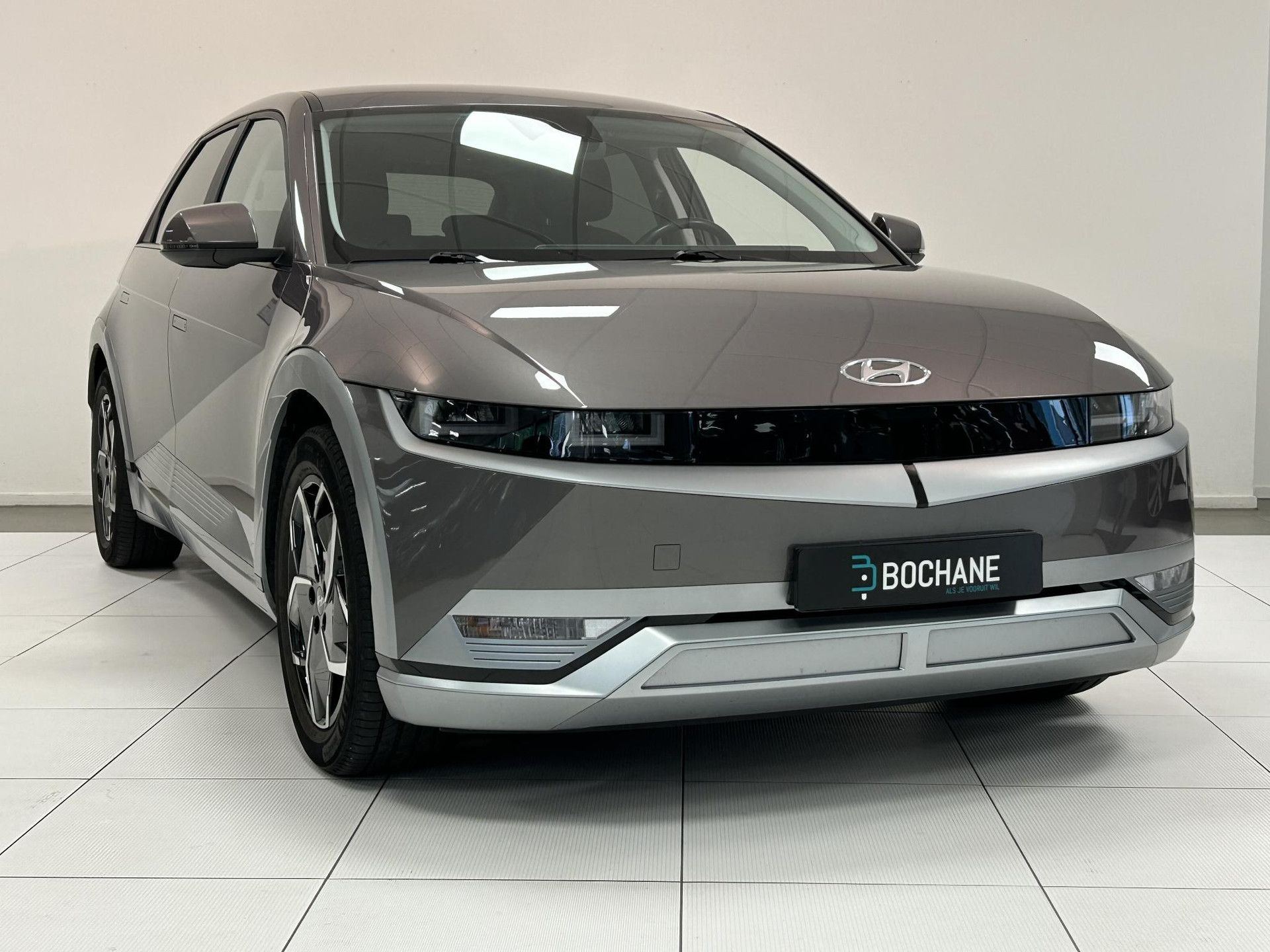 Hyundai IONIQ5 met kenteken R-890-KP – detailfoto
