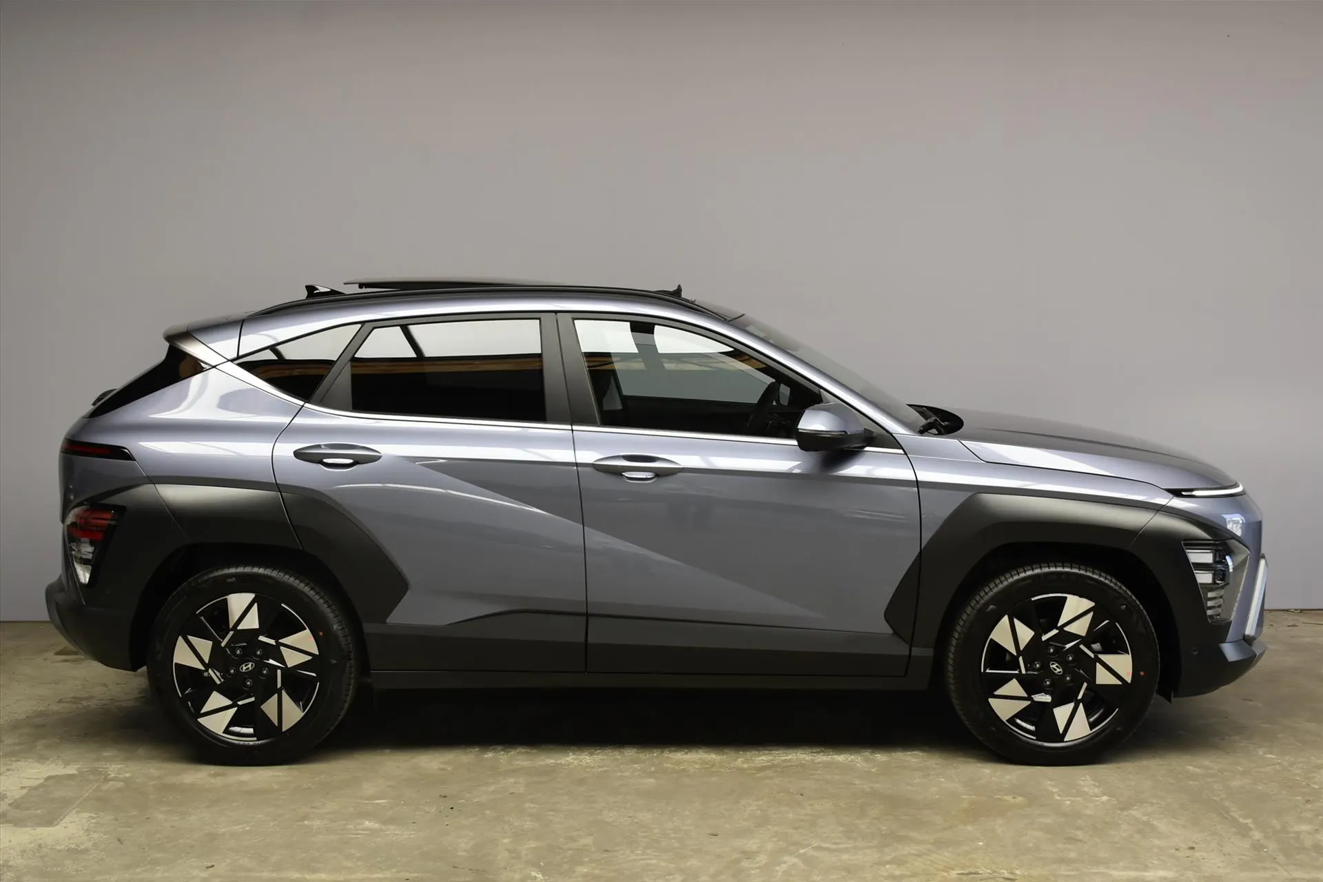 Hyundai Kona met kenteken 78606 – achteraanzicht