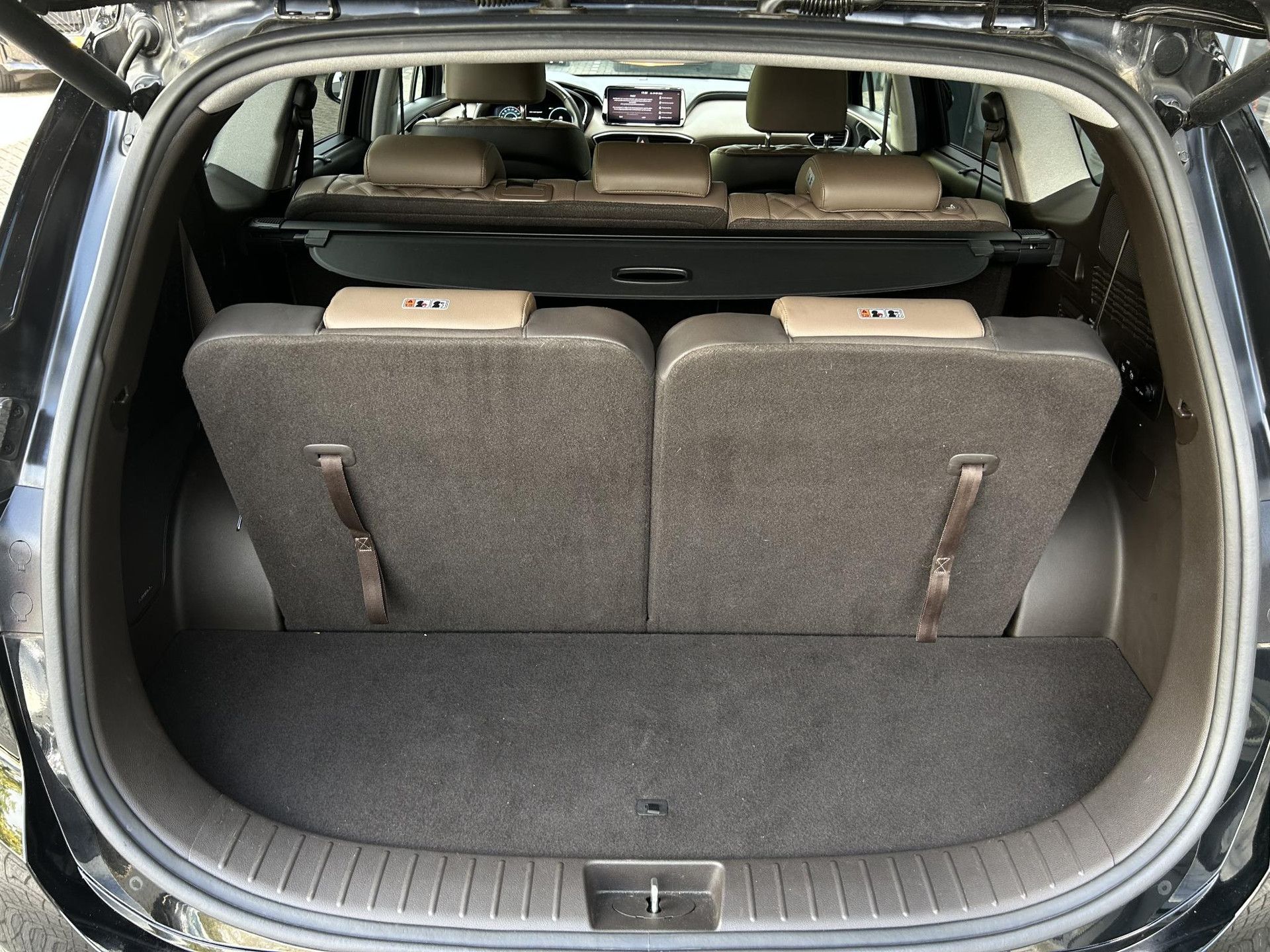 Hyundai SantaFe met kenteken L-450-RL – detailfoto