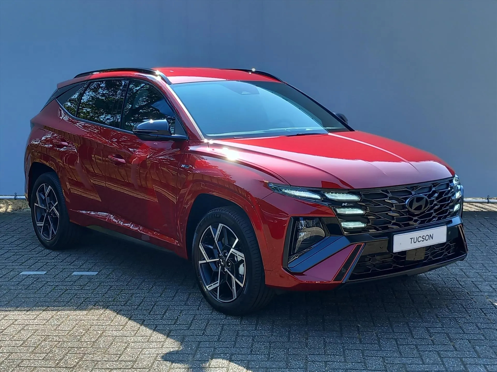 Hyundai Tucson met kenteken 78547 – achteraanzicht
