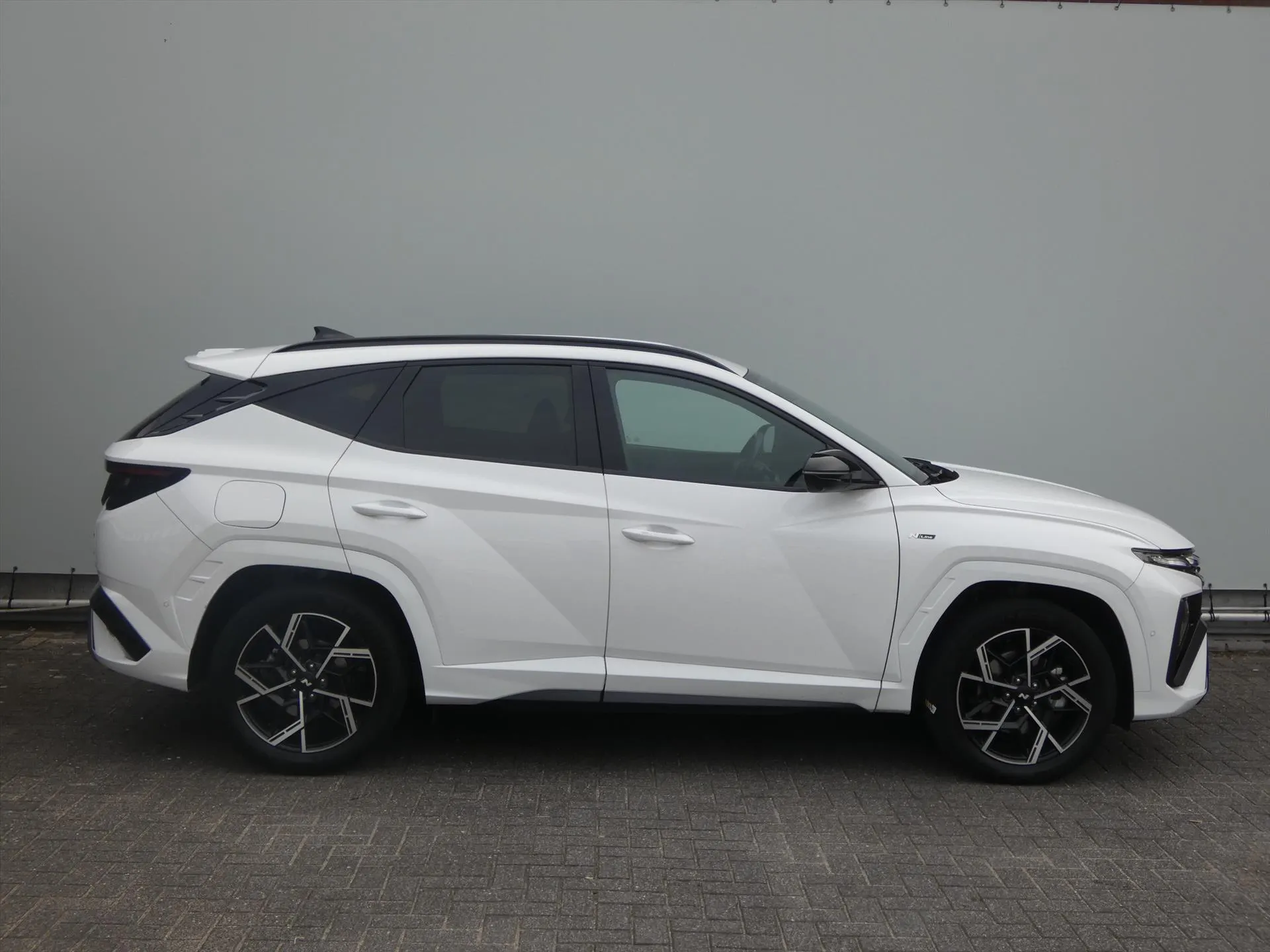Hyundai Tucson met kenteken HLF-01-B – dashboard