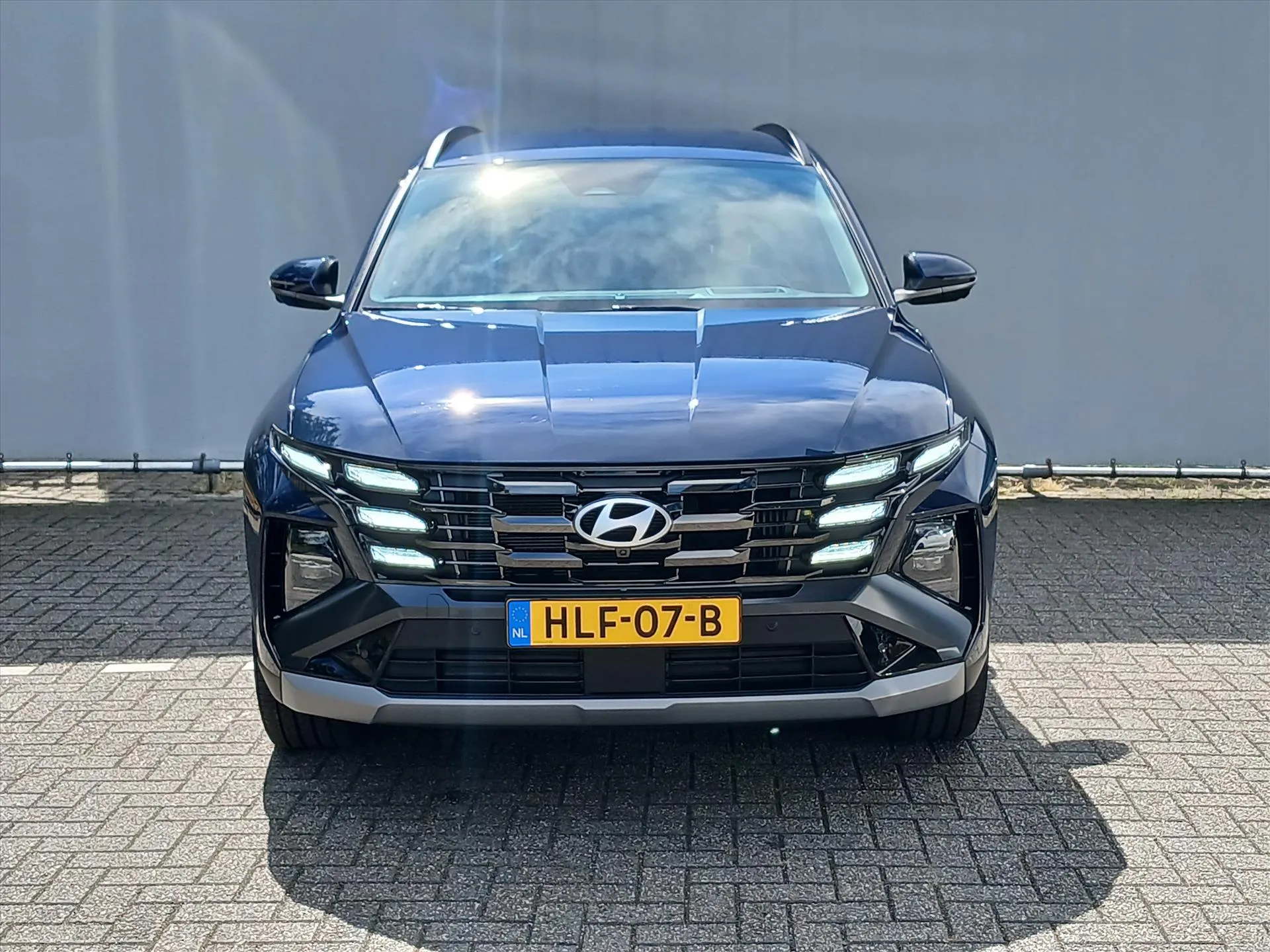 Hyundai Tucson met kenteken HLF-07-B – achteraanzicht