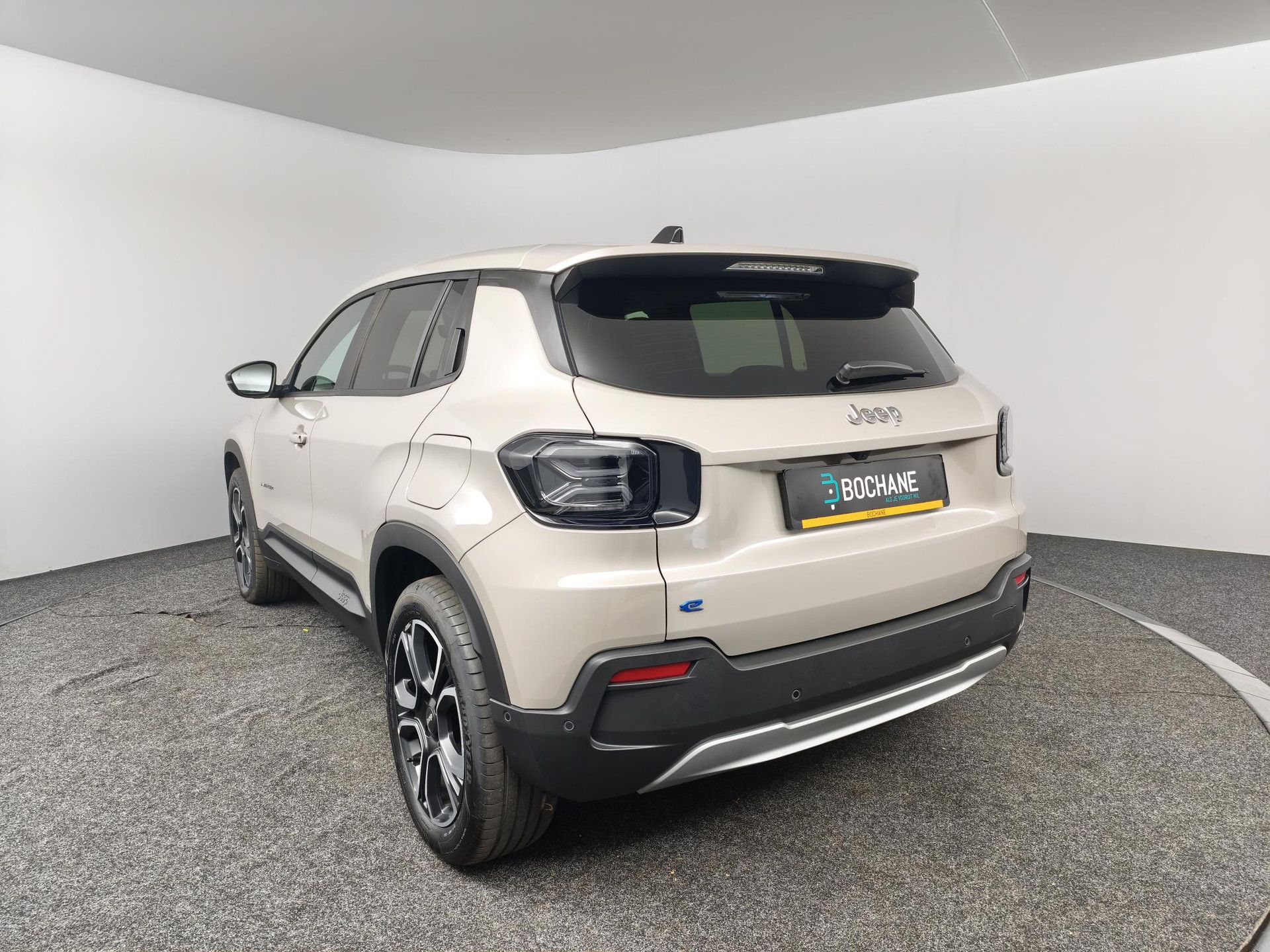 Jeep Avenger met kenteken KPV-39-D – detailfoto