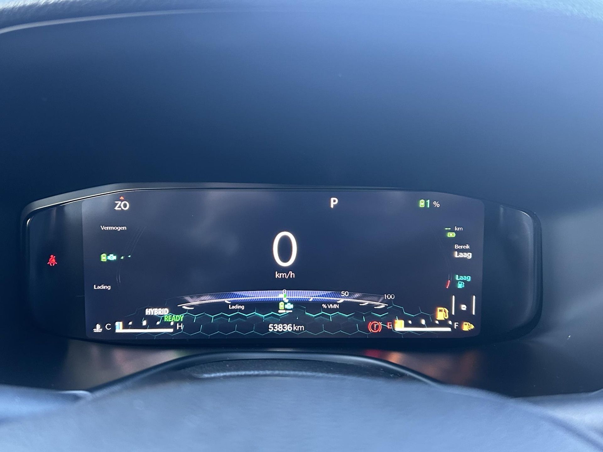 Jeep Compass met kenteken HXP-12-K – dashboard