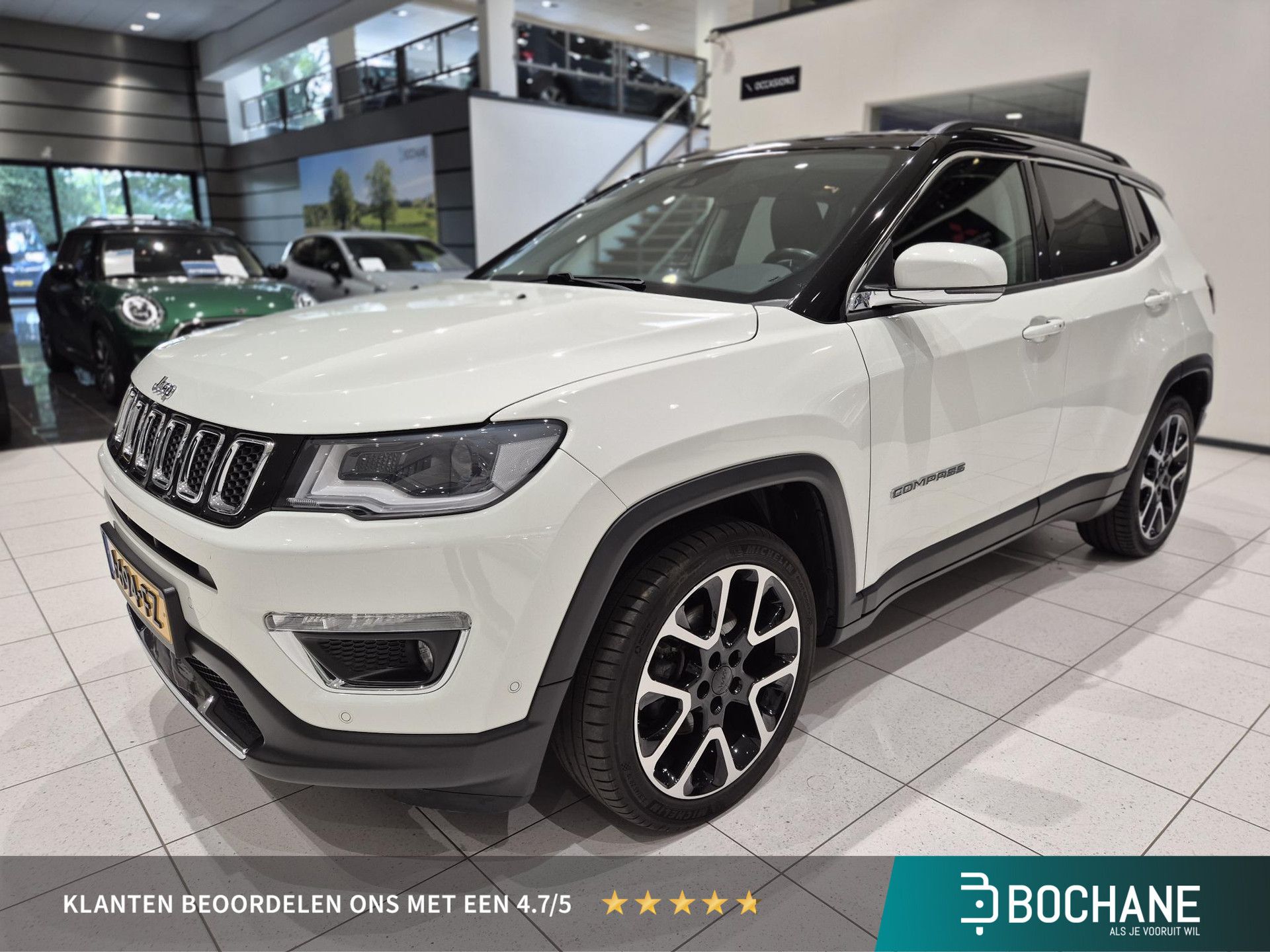 Jeep Compass met kenteken J-694-FZ – vooraanzicht