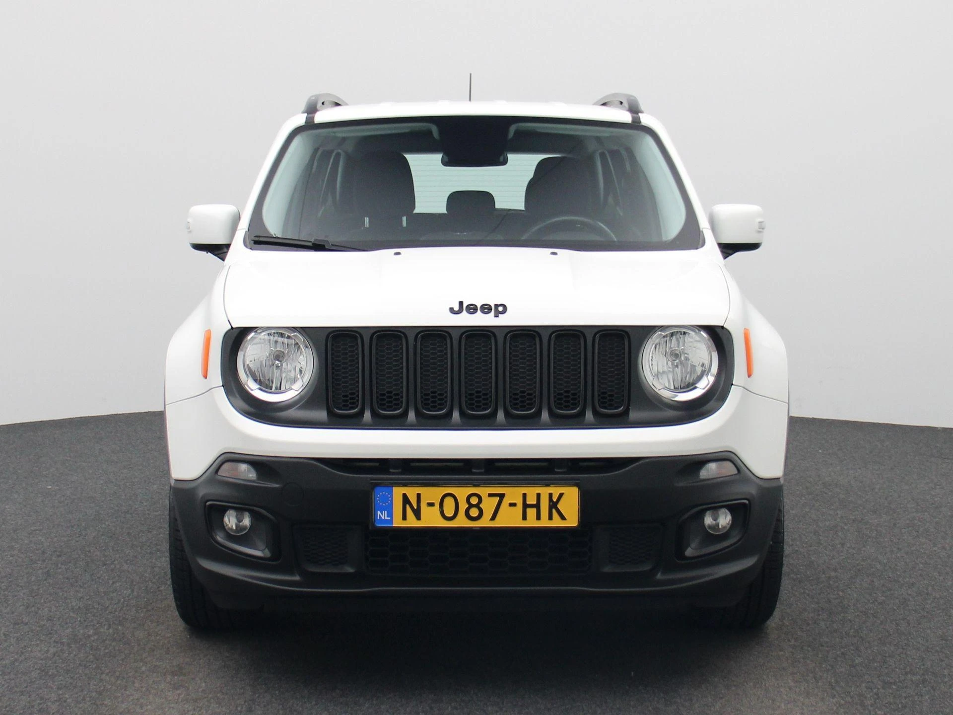 Jeep Renegade met kenteken 78100 – autofoto 4