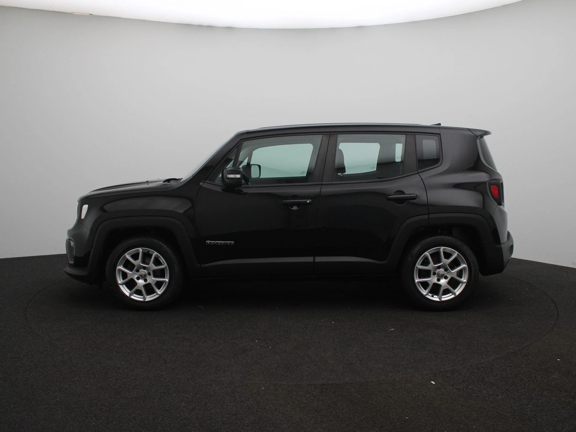 Jeep Renegade met kenteken 65100 – autofoto 5