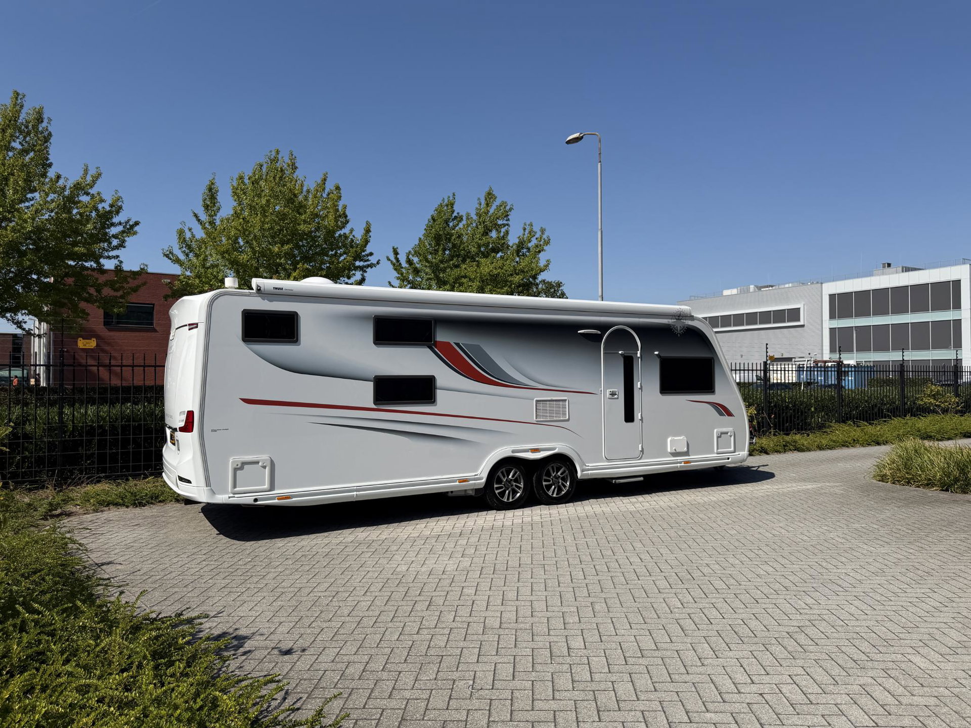 Kabe ID.3 met kenteken 91-WTS-8 – vooraanzicht