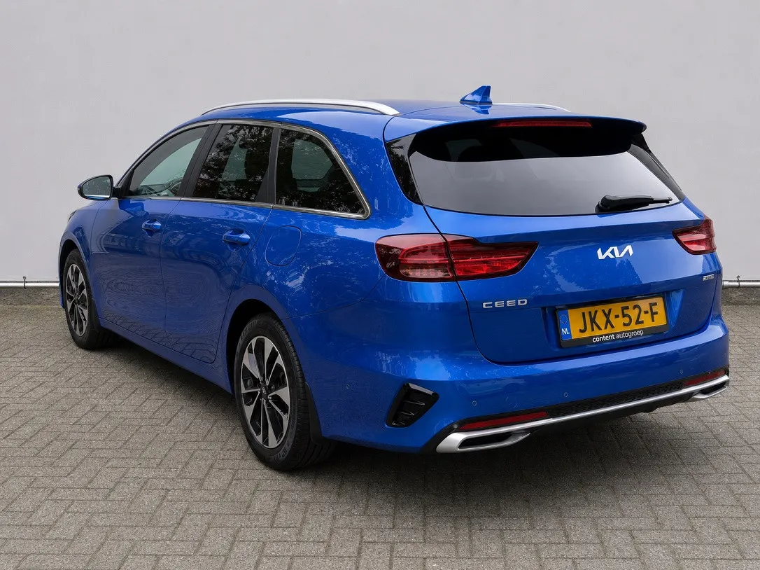 Kia Ceed met kenteken JKX-51-F – interieur