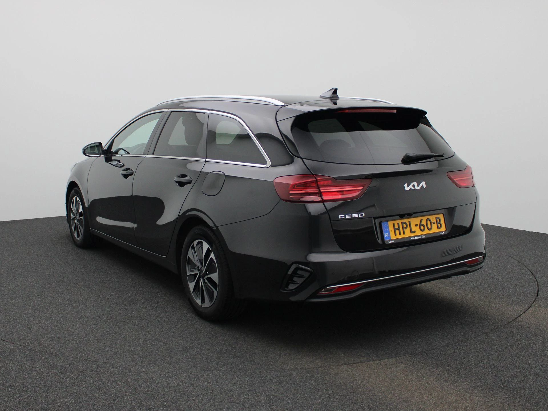 Kia CeedSportswagon met kenteken HPL-60-B – autofoto 5
