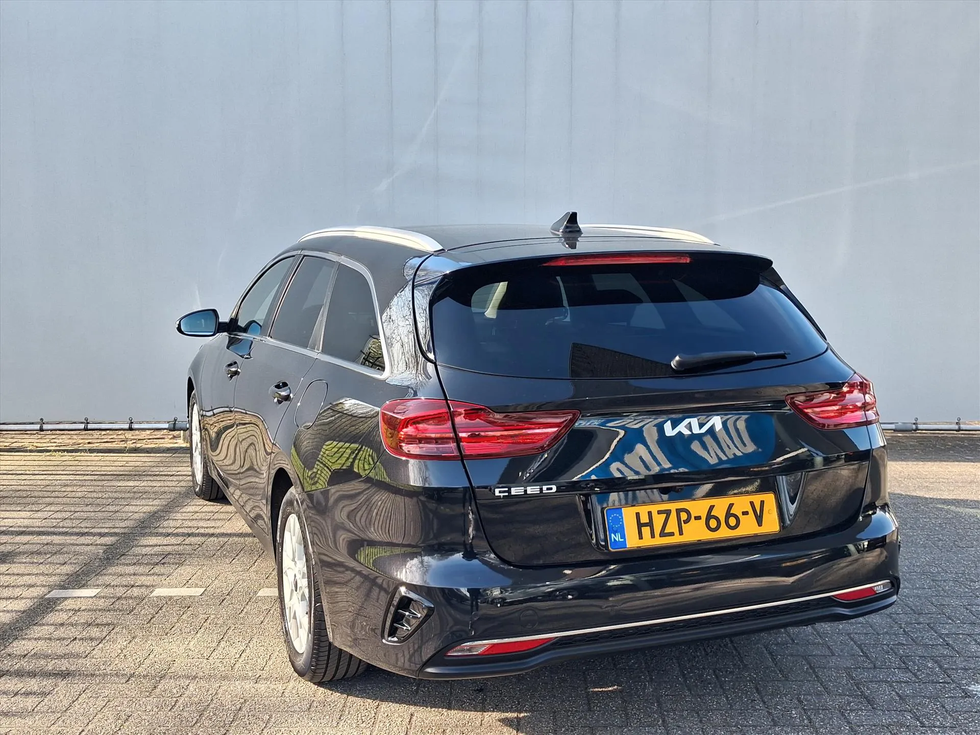 Kia CeedSportswagon met kenteken HZP-66-V – interieur