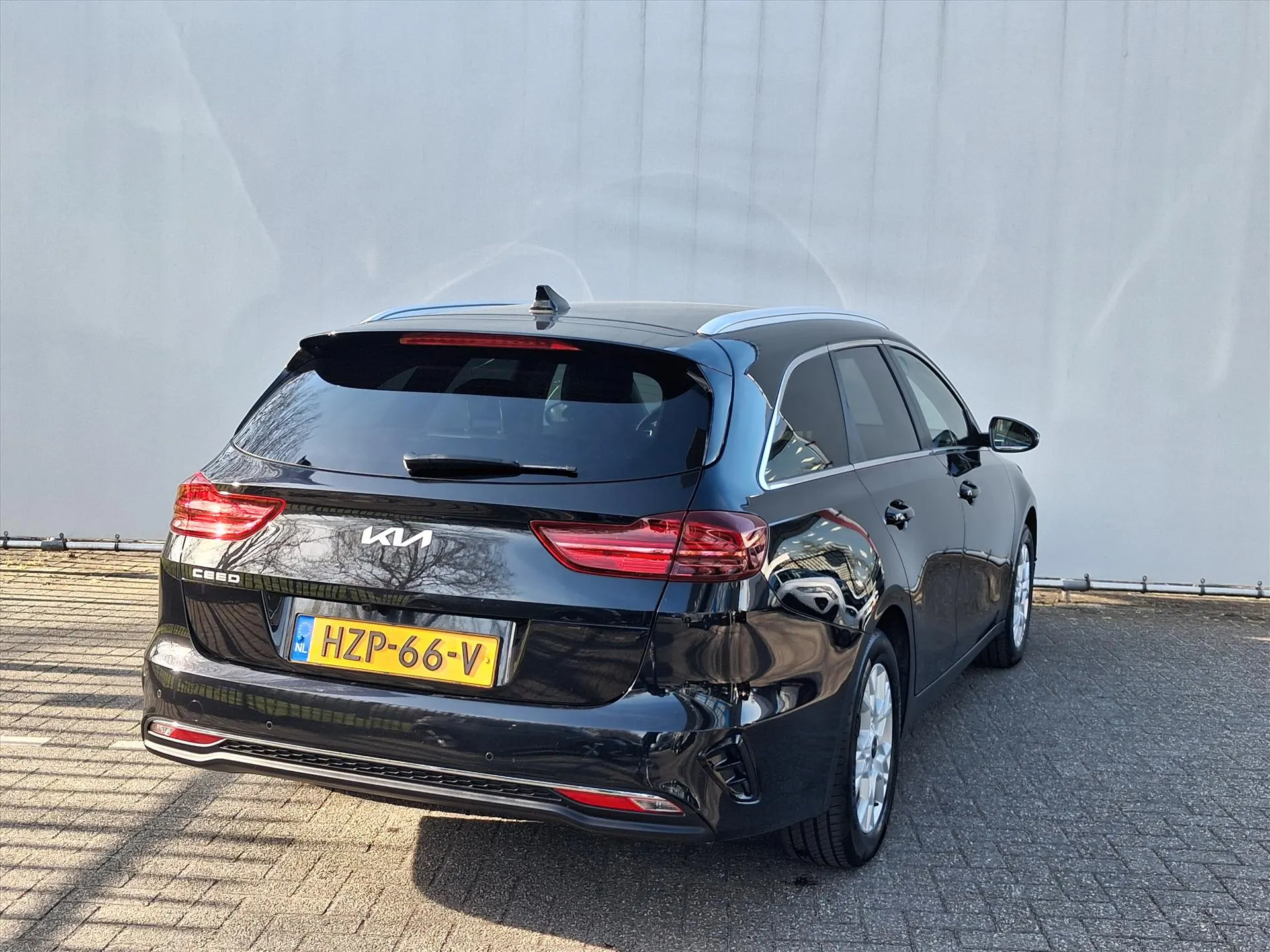 Kia CeedSportswagon met kenteken HZP-66-V – dashboard