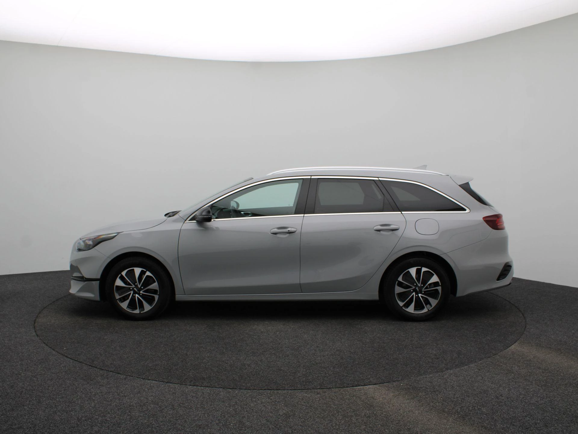 Kia CeedSportswagon met kenteken JDN-07-H – autofoto 5