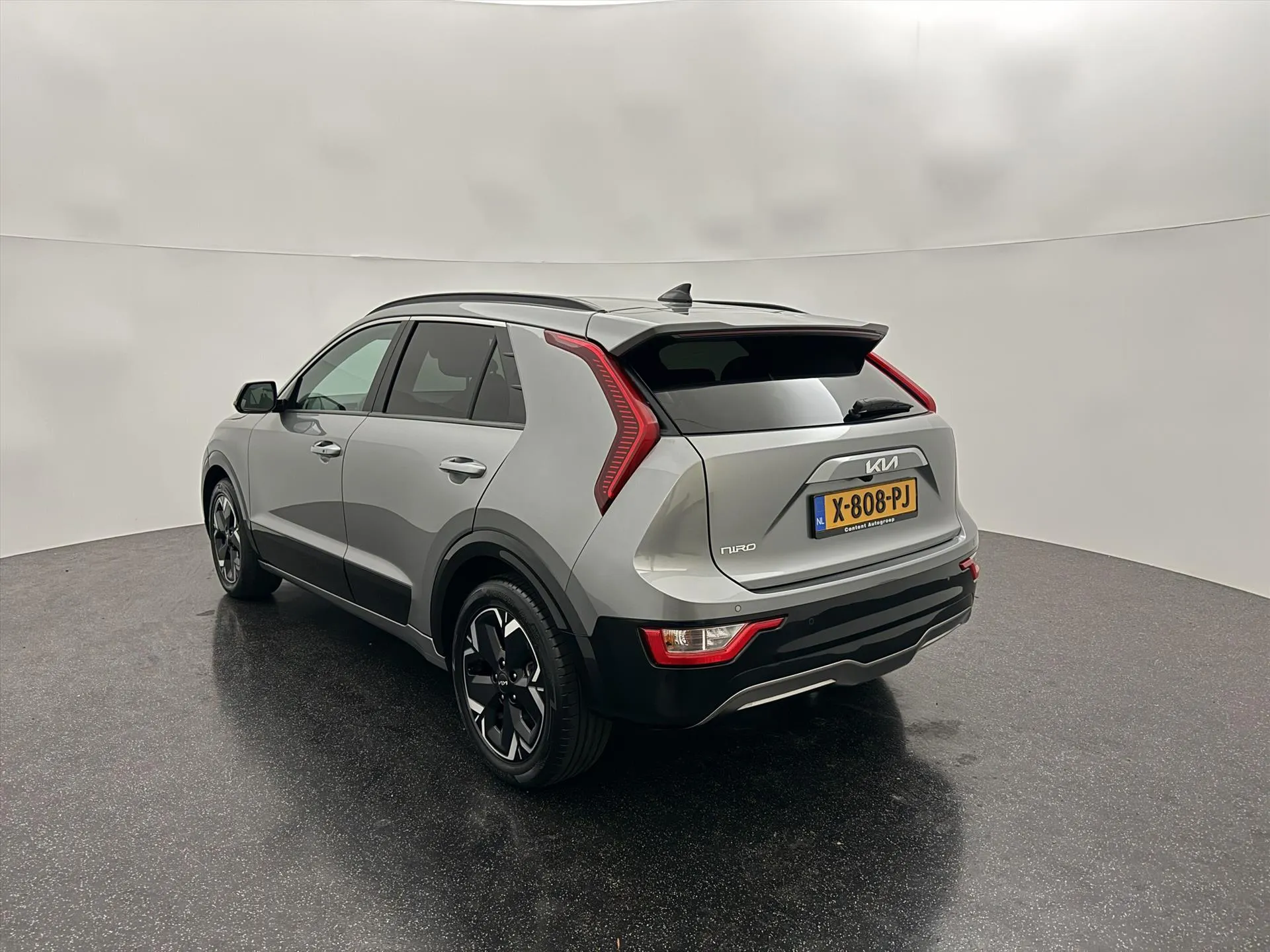 Kia e-Niro met kenteken X-808-PJ – autofoto 3