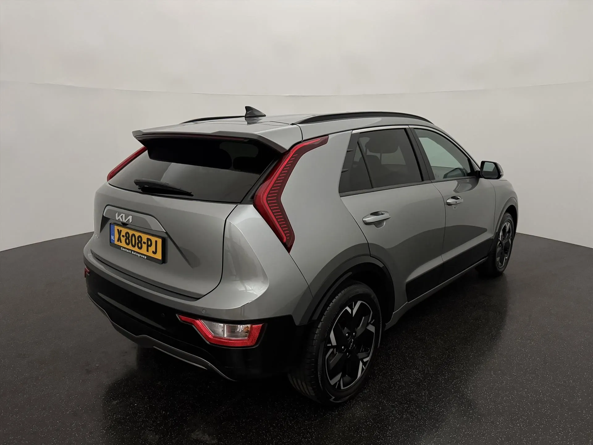 Kia e-Niro met kenteken X-808-PJ – autofoto 5