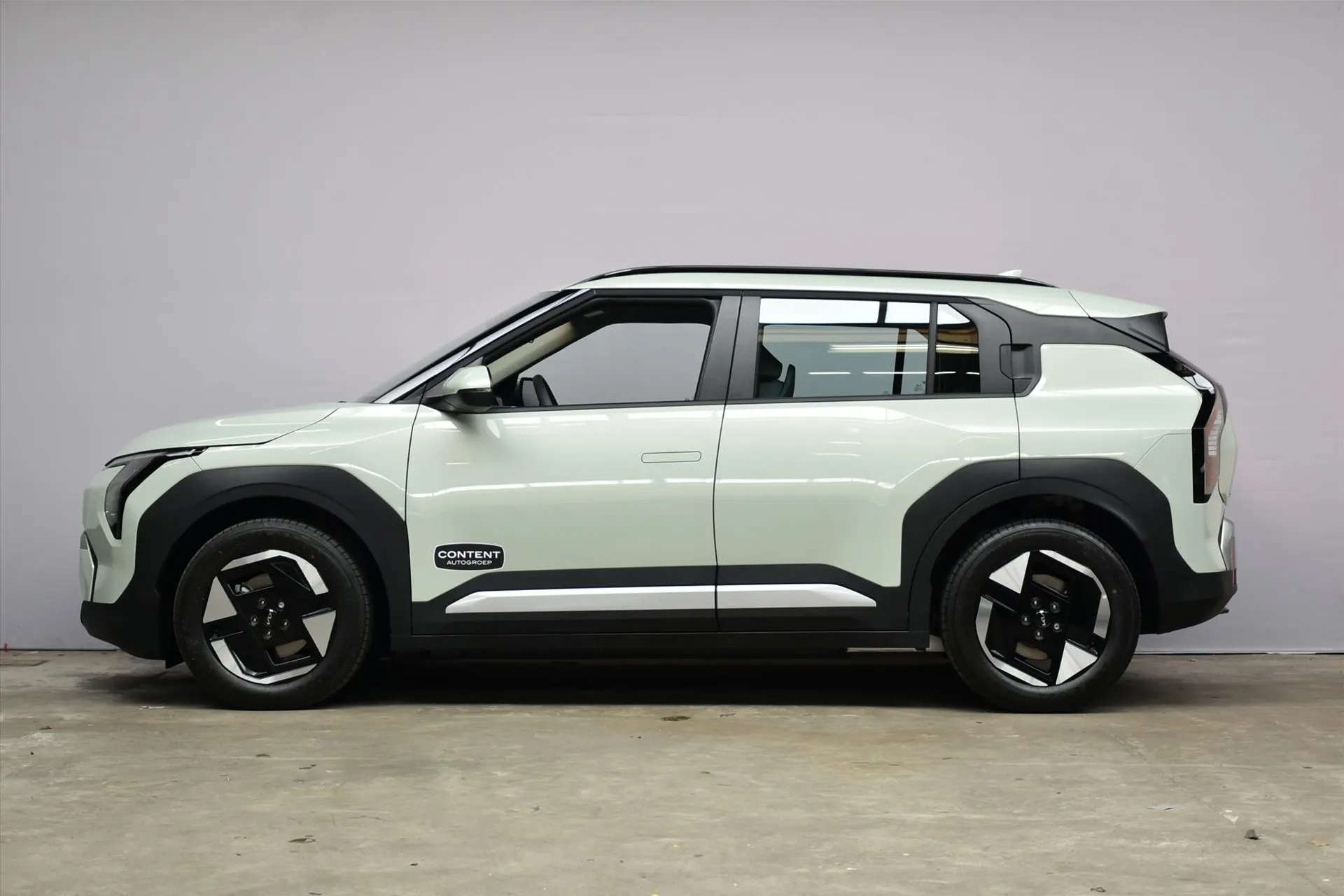 Kia EV3 met kenteken KRZ-83-Z – achteraanzicht