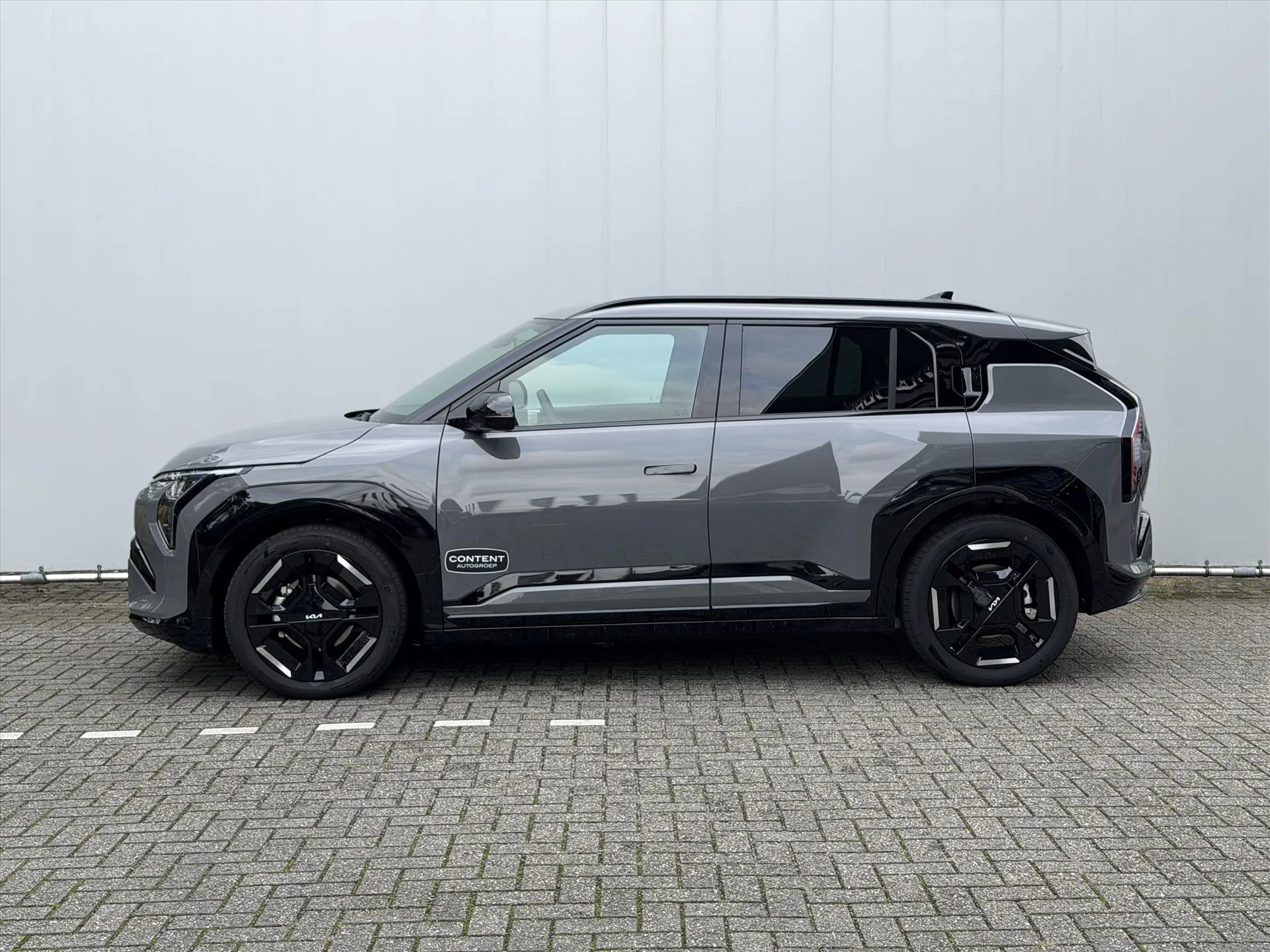 Kia EV3 met kenteken KSB-11-B – achteraanzicht