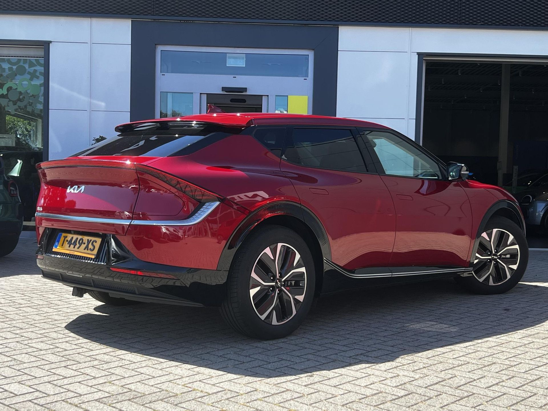 Kia EV6 met kenteken T-449-XS – achteraanzicht