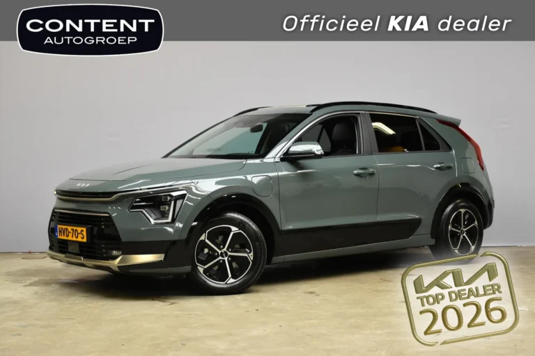 Kia Niro met kenteken HVD-70-S – vooraanzicht