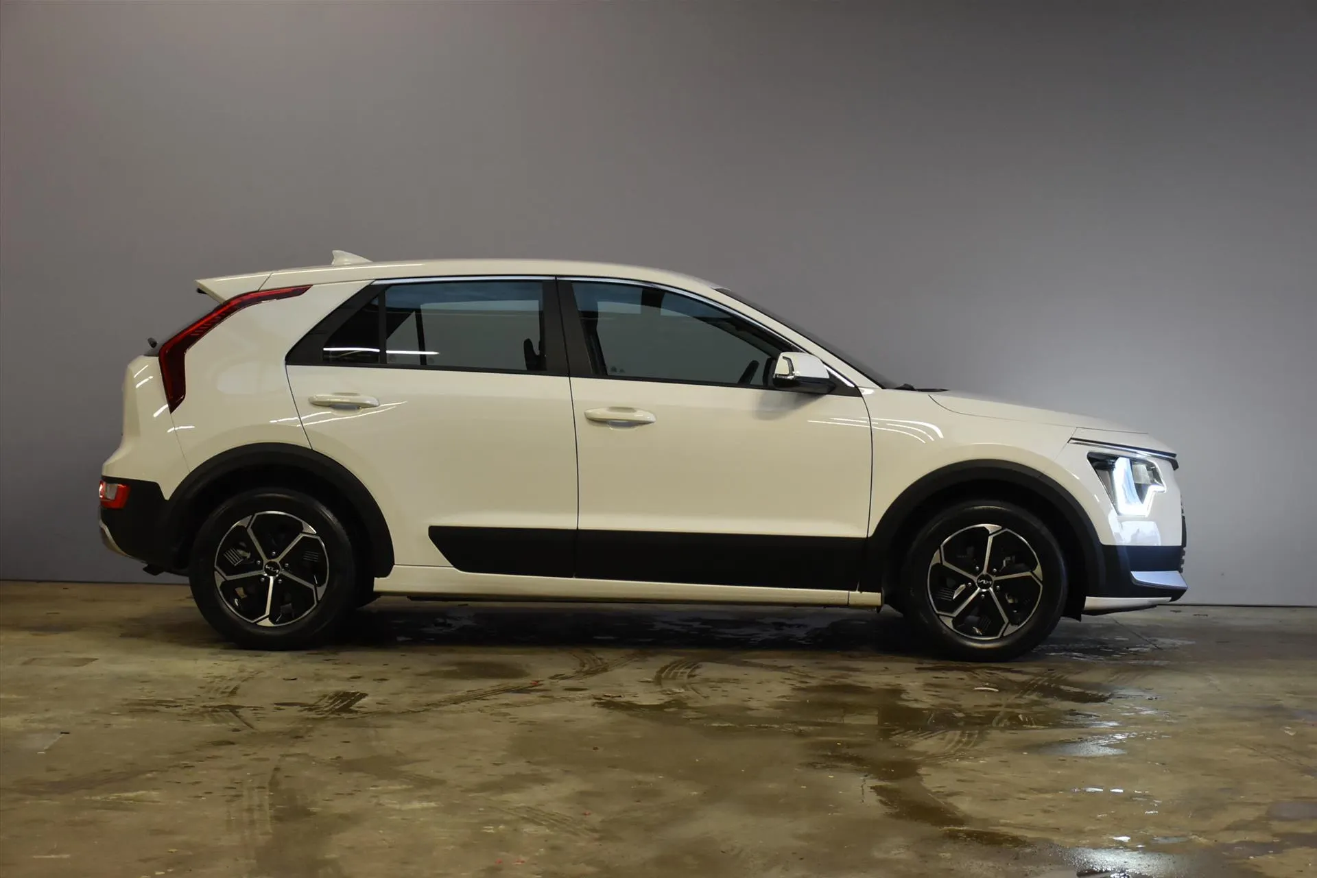 Kia Niro met kenteken JKX-25-F – detailfoto