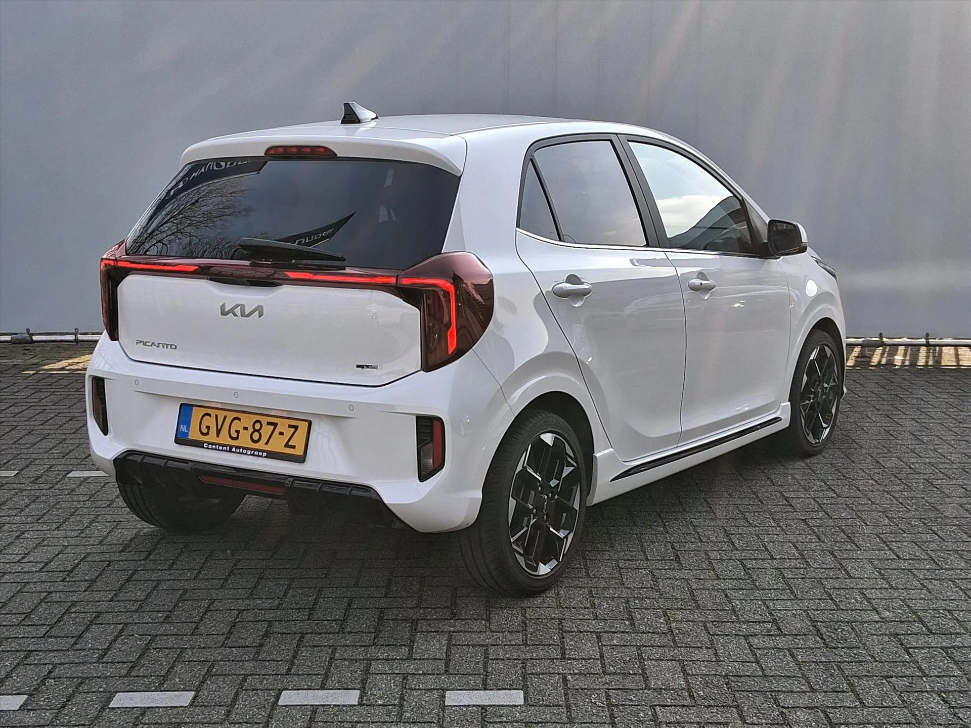 Kia Picanto met kenteken GVG-87-Z – dashboard