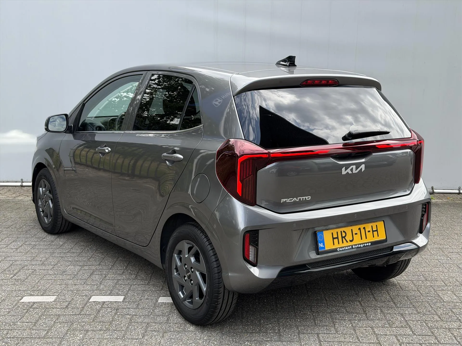 Kia Picanto met kenteken HRJ-11-H – dashboard