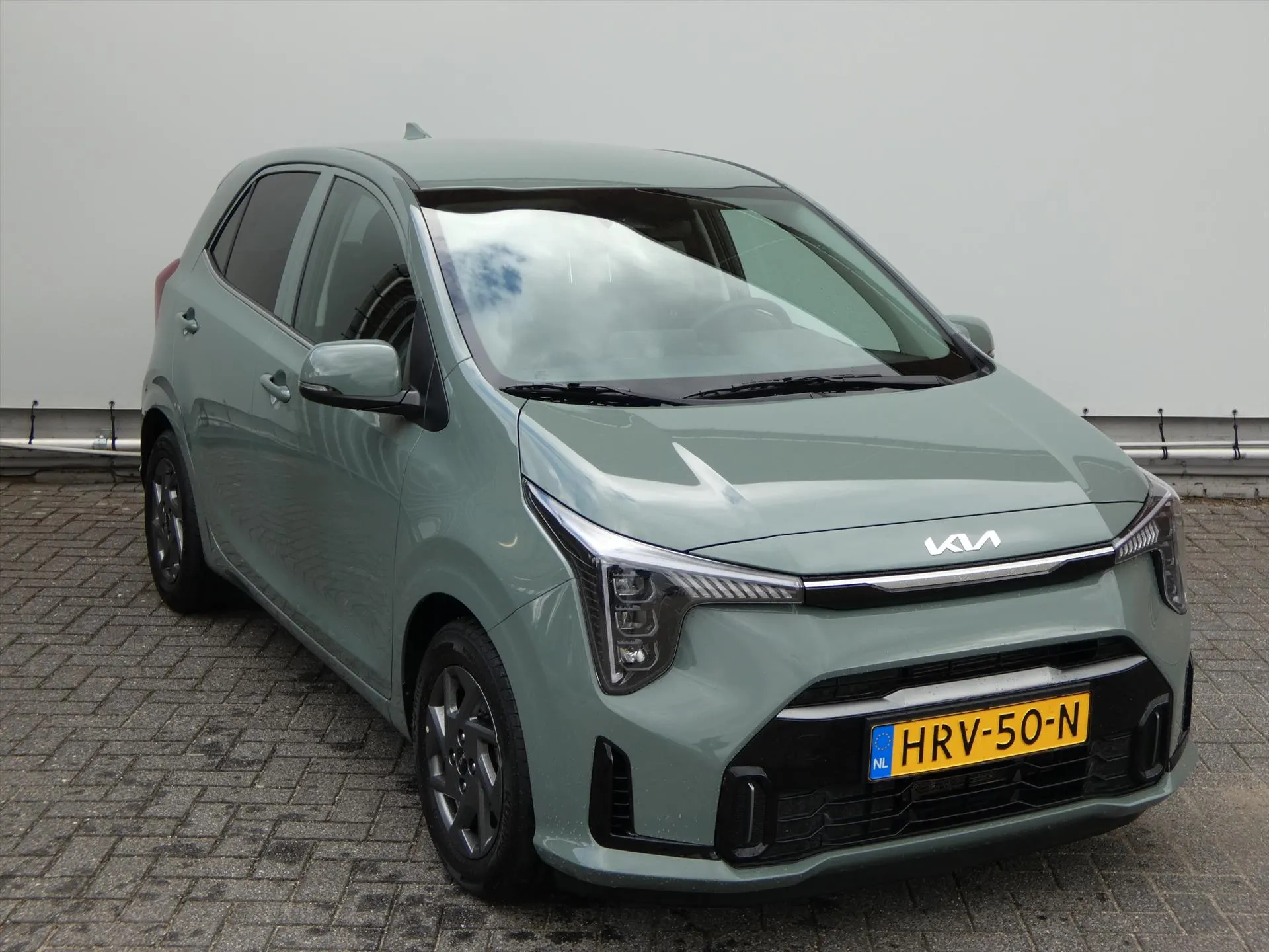 Kia Picanto met kenteken HRV-50-N – interieur