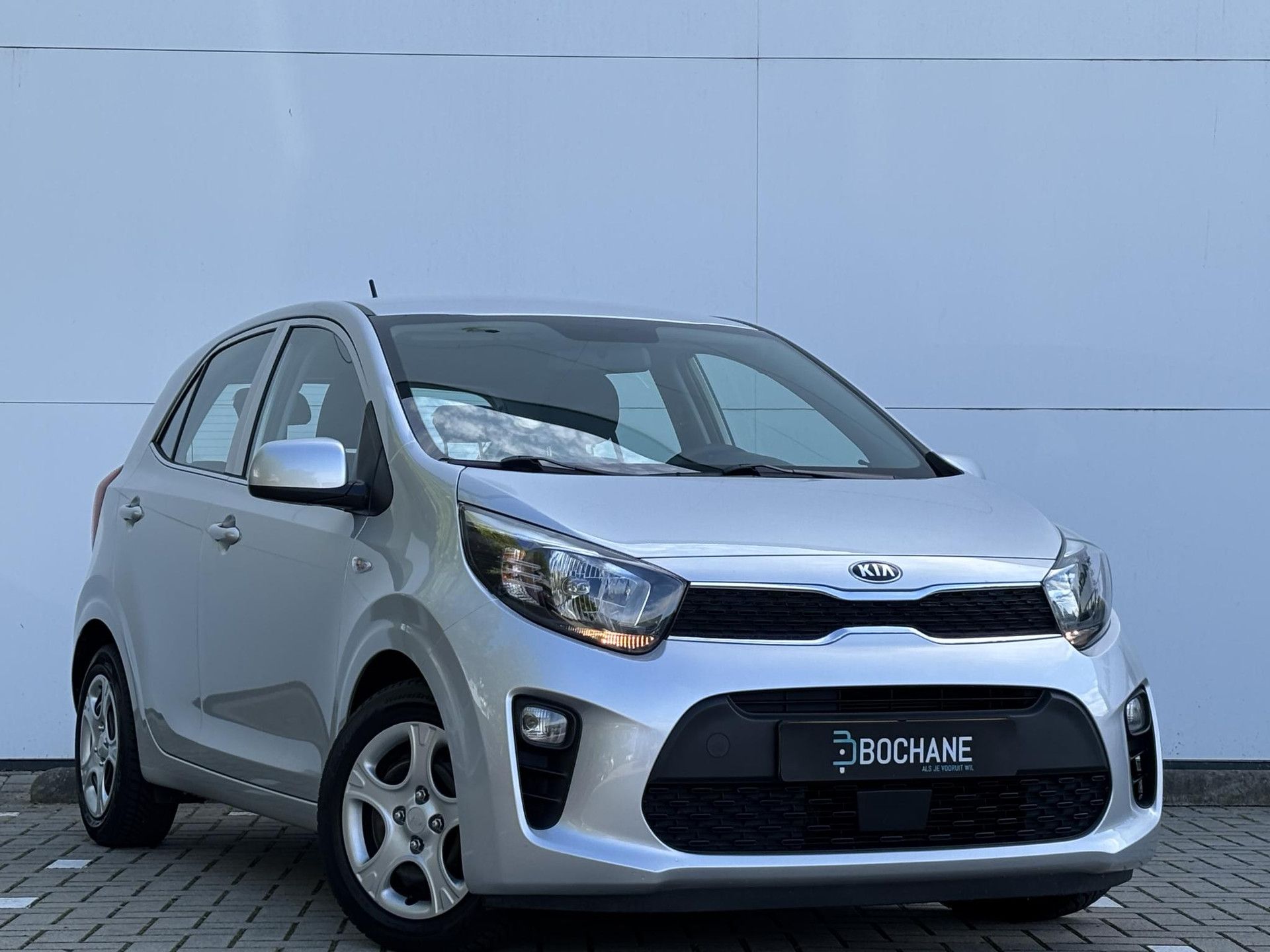 Kia Picanto met kenteken K-382-VN – detailfoto