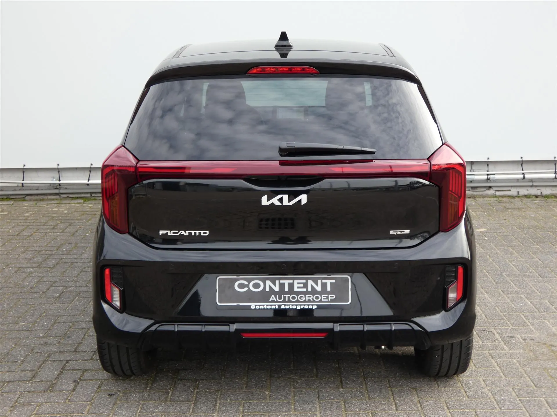 Kia Picanto met kenteken KBL-49-S – dashboard
