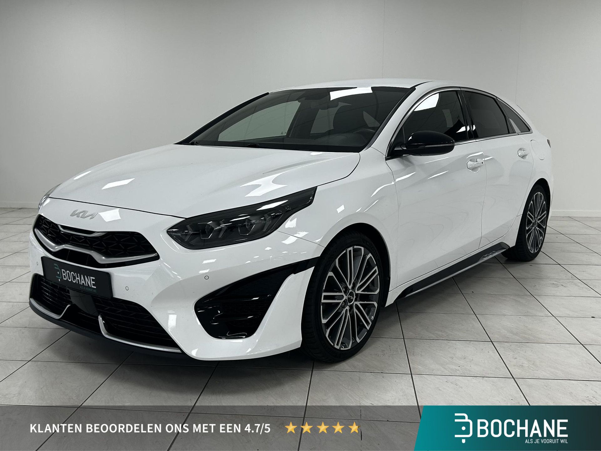 Kia ProCeed met kenteken N-600-XF – vooraanzicht