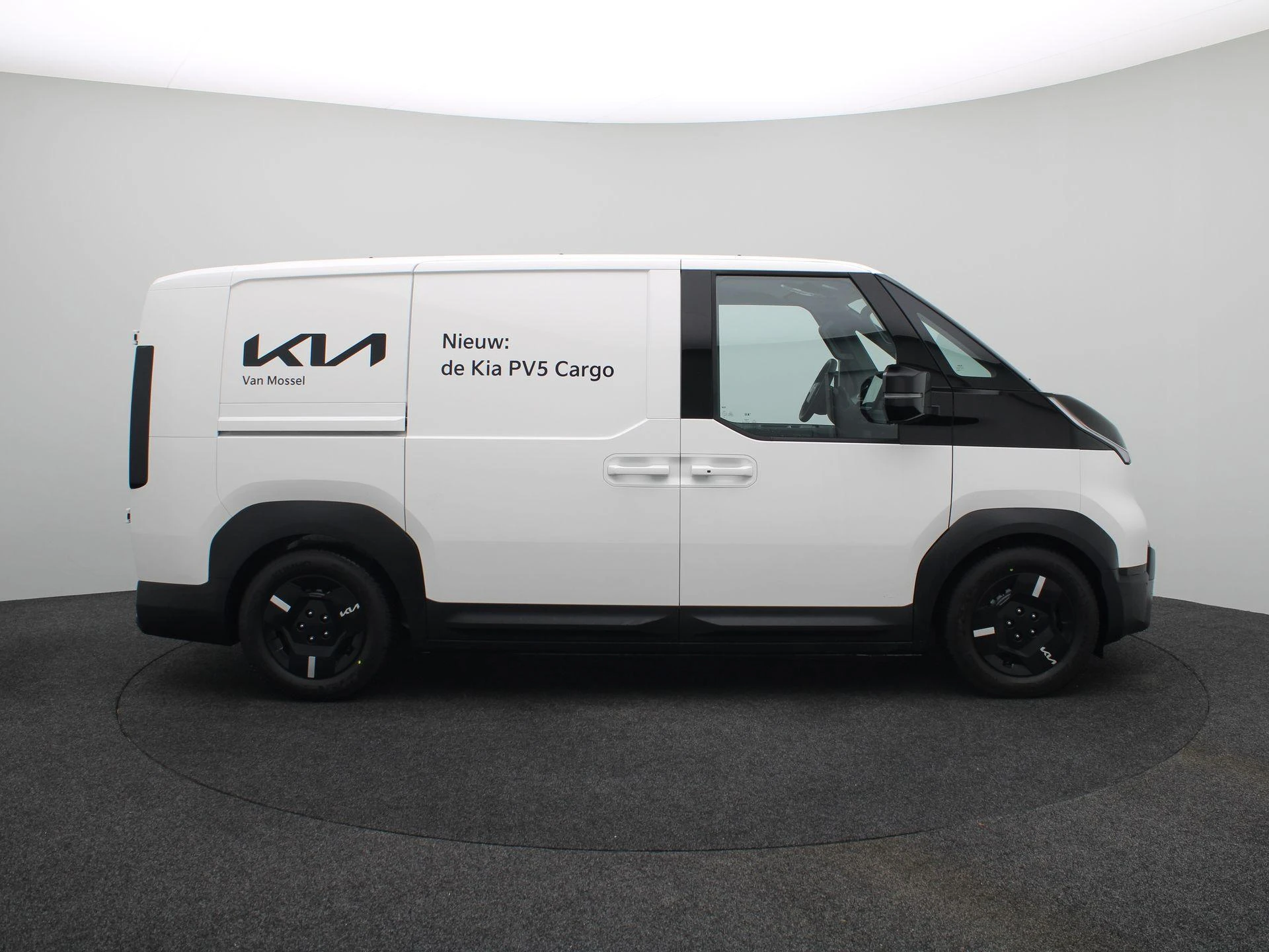 Kia PV5 – autofoto 5